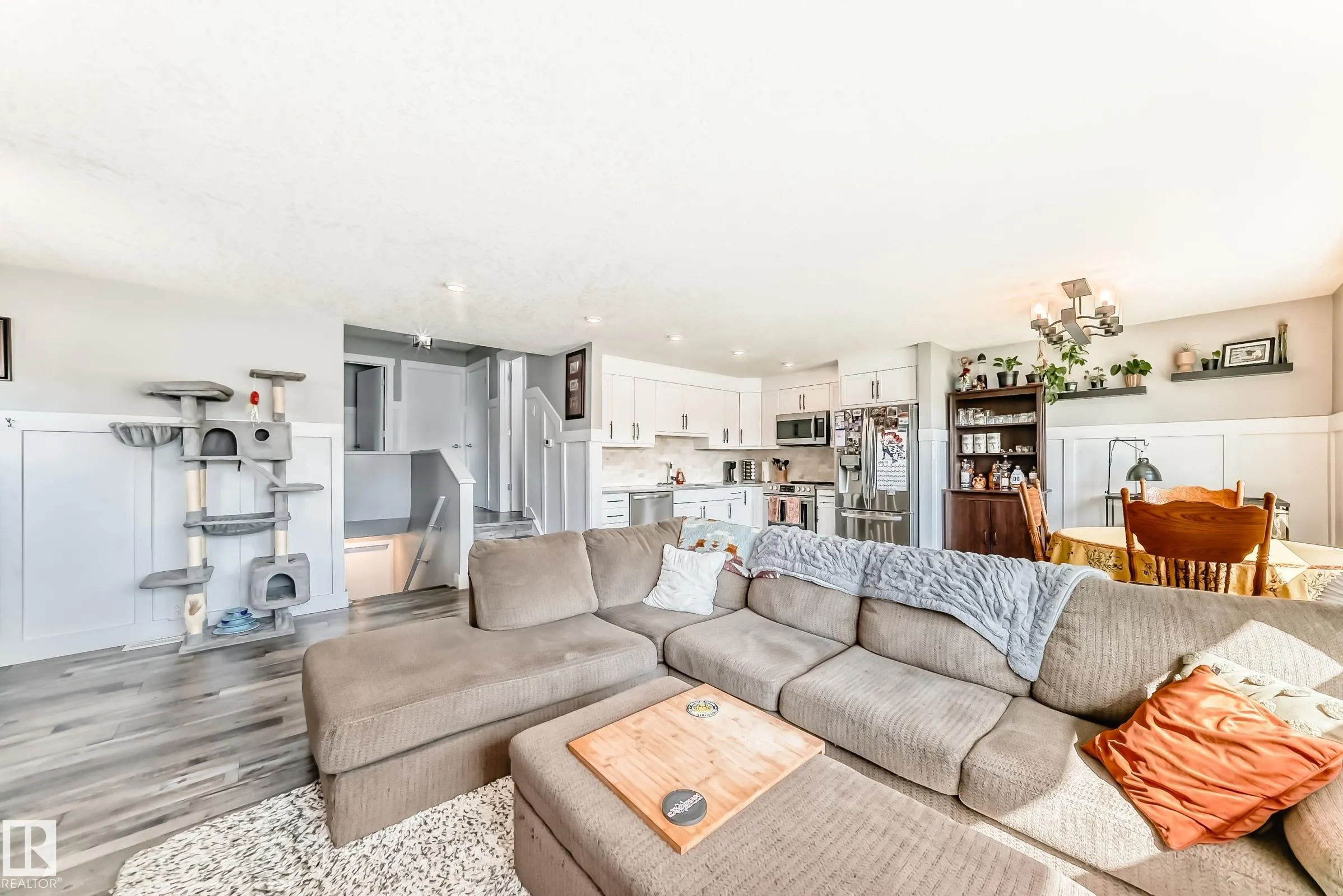 26 CALEDONIA Drive
