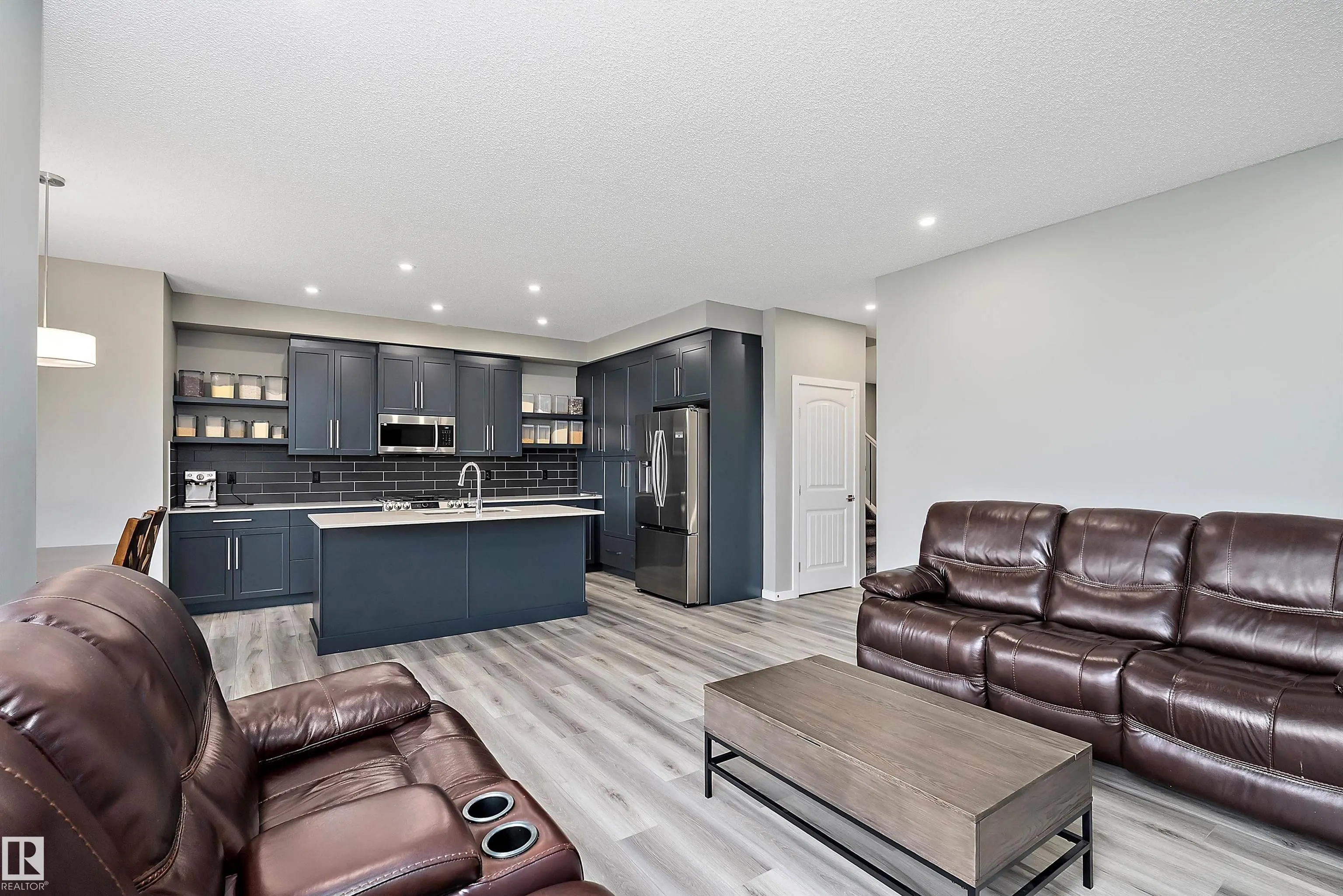 42 PROSPECT Place