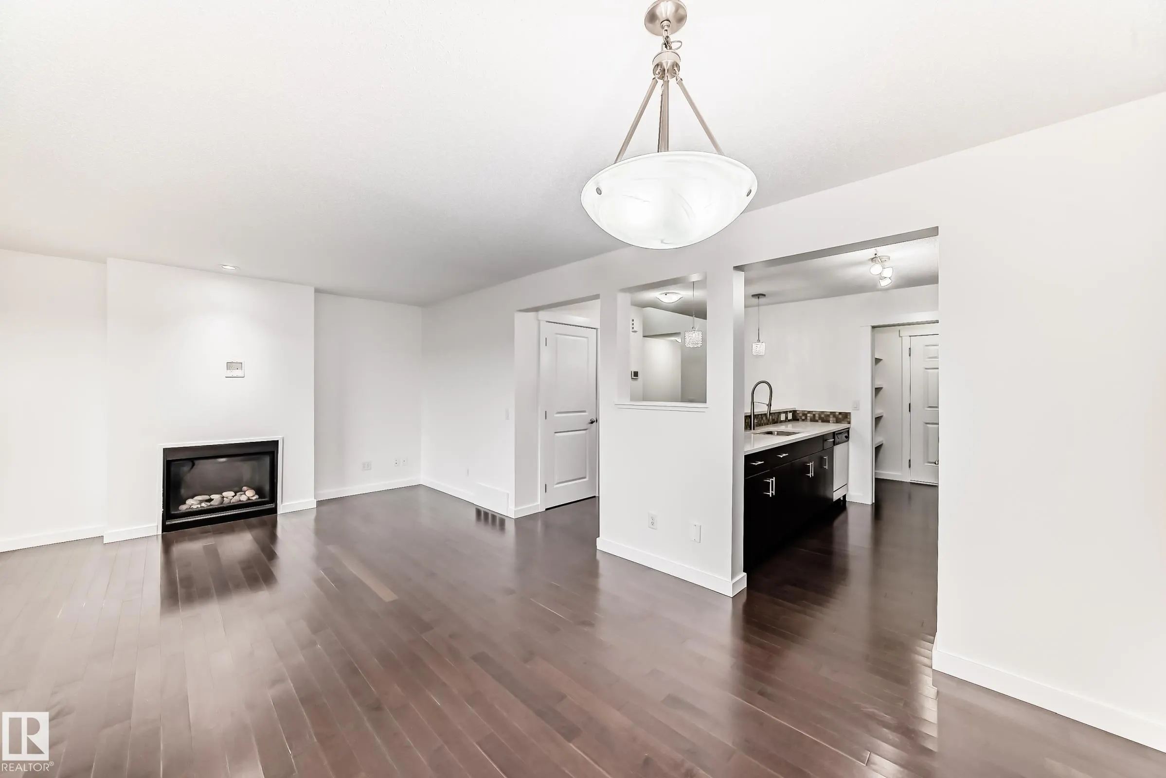 359 SIMMONDS Way