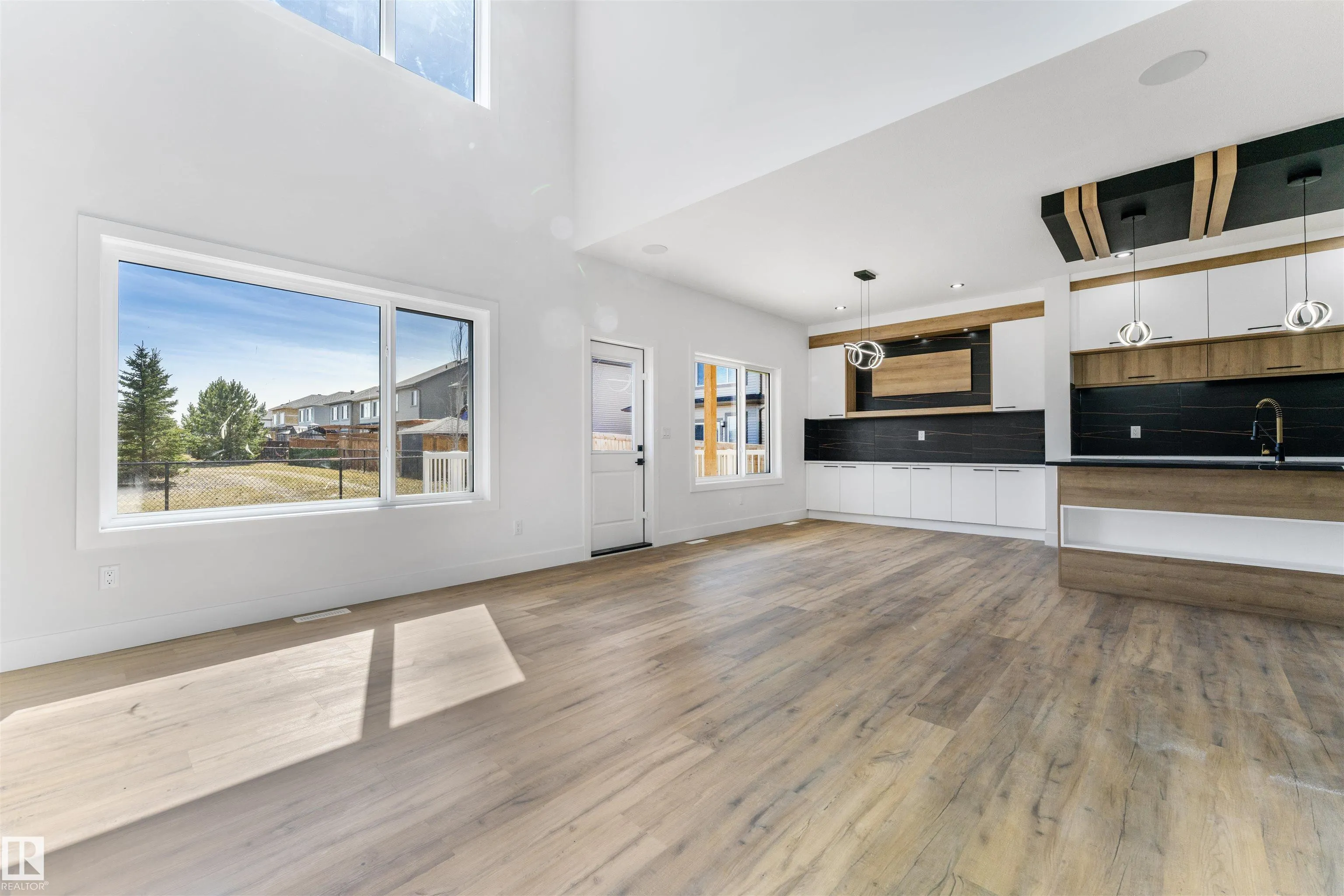 1780 WESTERRA Loop