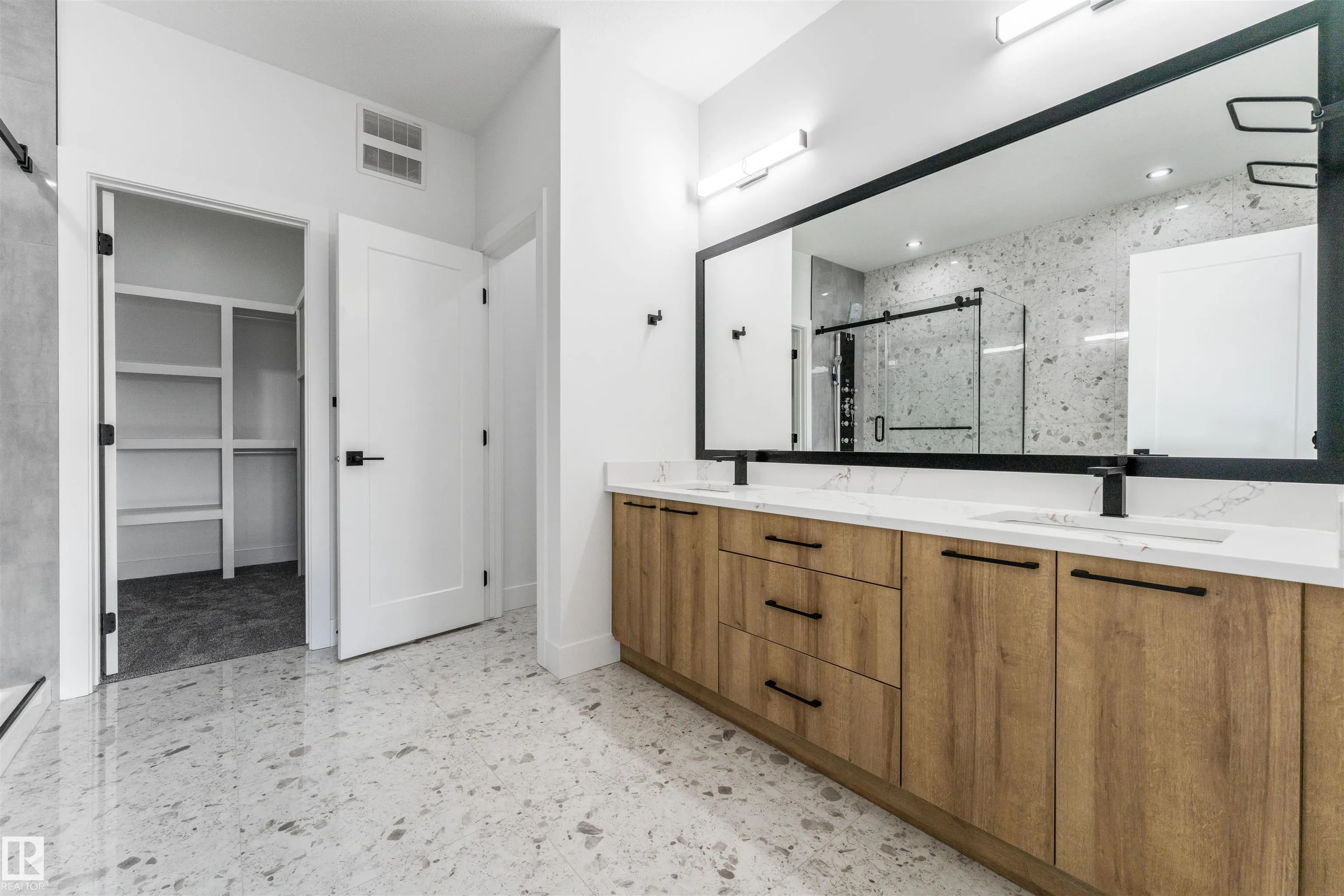 1780 WESTERRA Loop