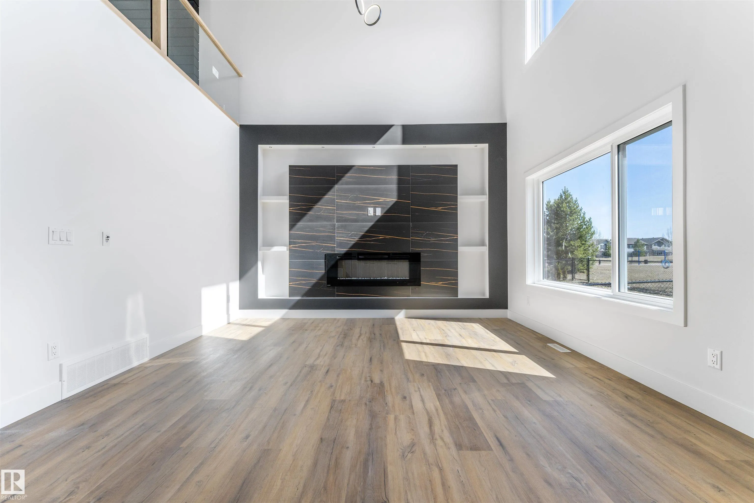 1780 WESTERRA Loop