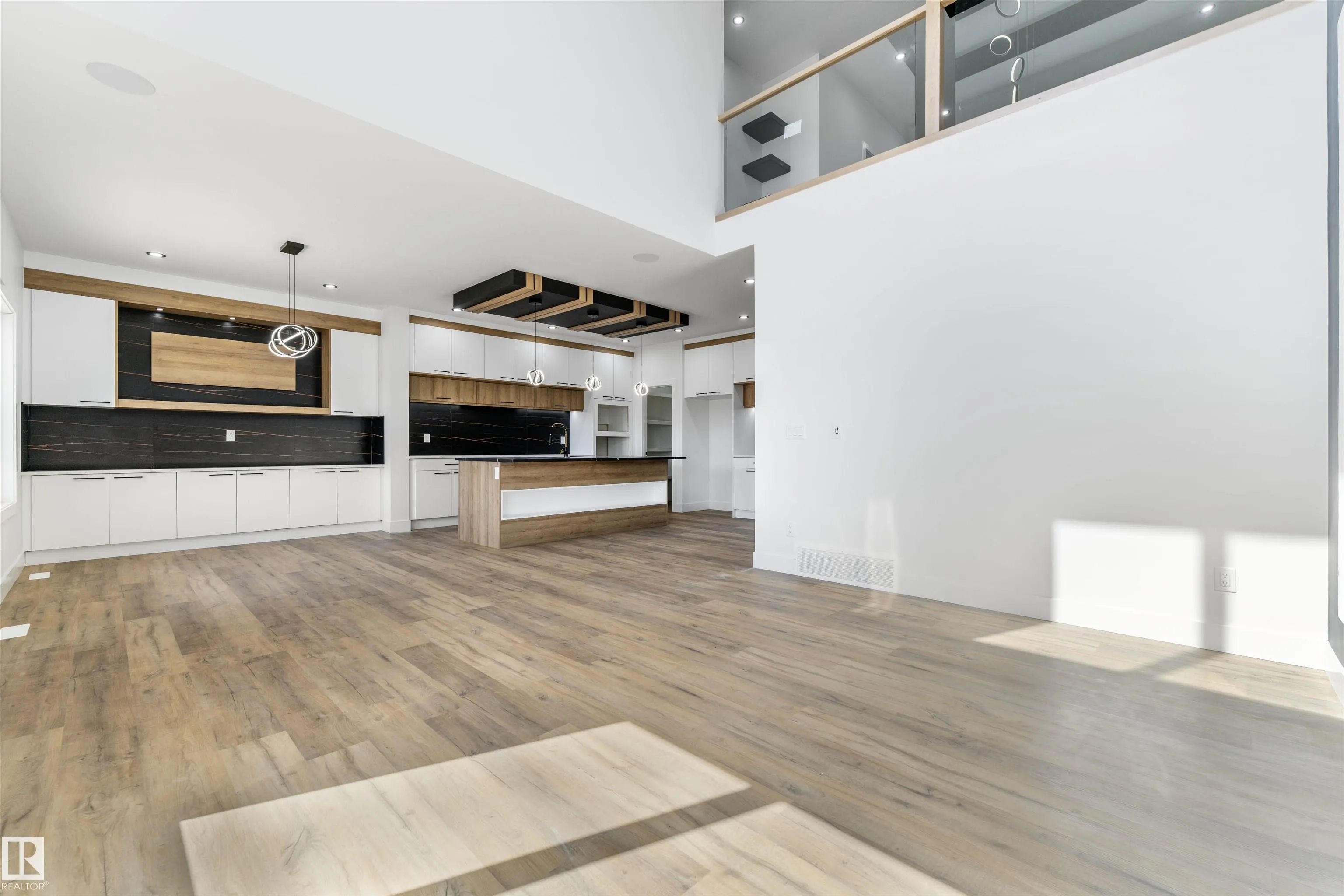 1780 WESTERRA Loop