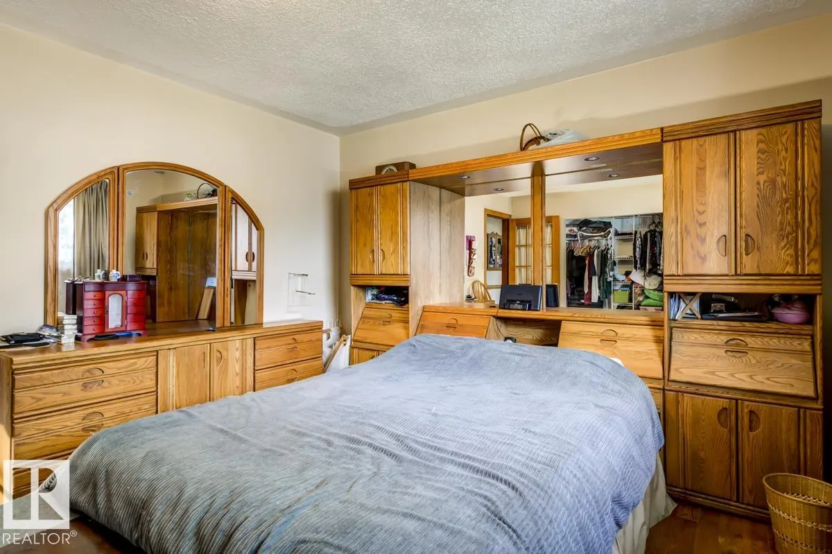 #70 54569 RGE ROAD 215