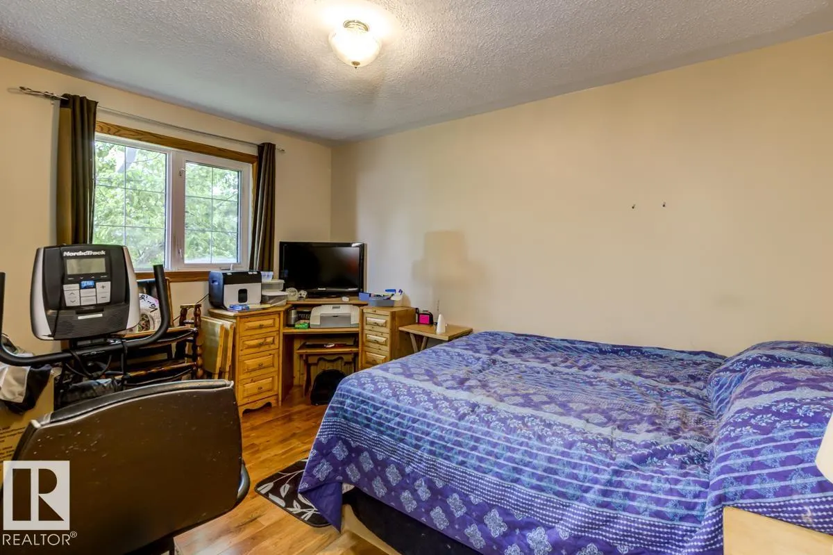 #70 54569 RGE ROAD 215