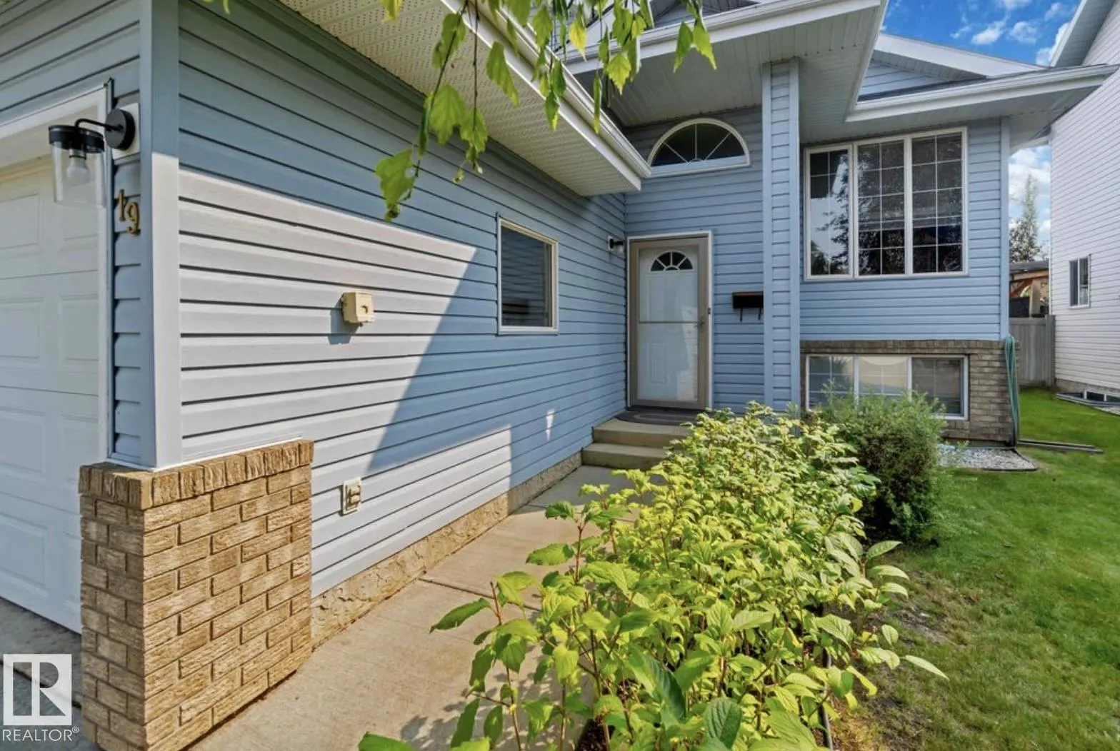 19 Westwood Green