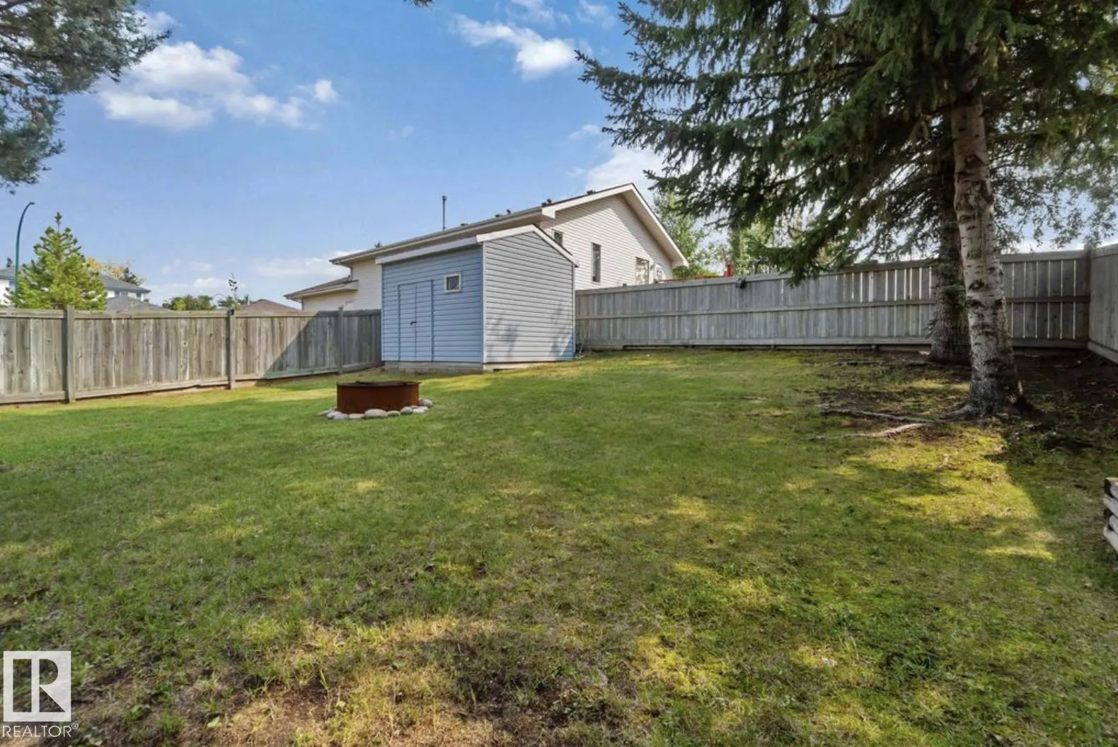 19 Westwood Green