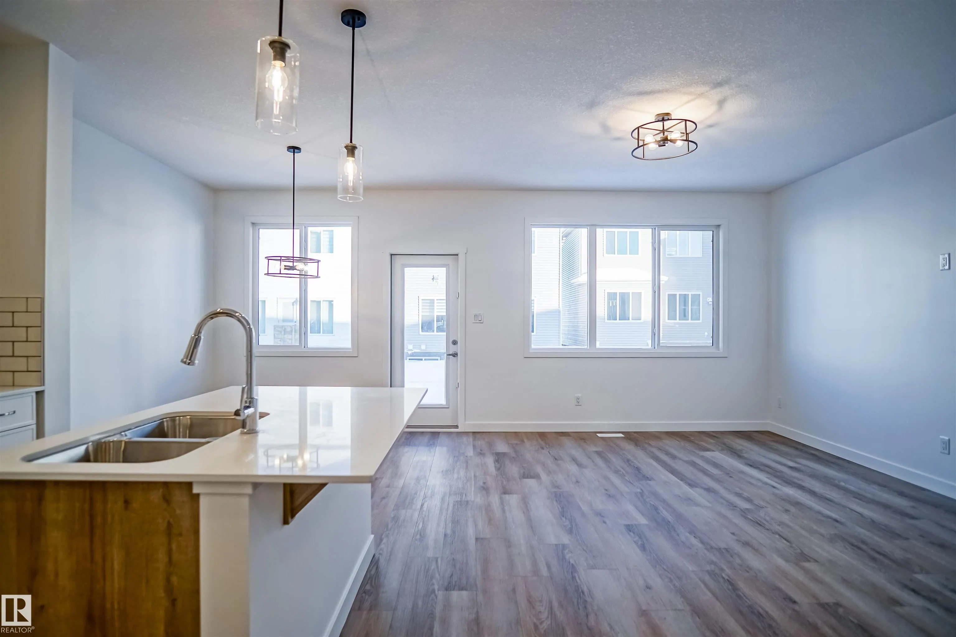 193 Caledon Crescent
