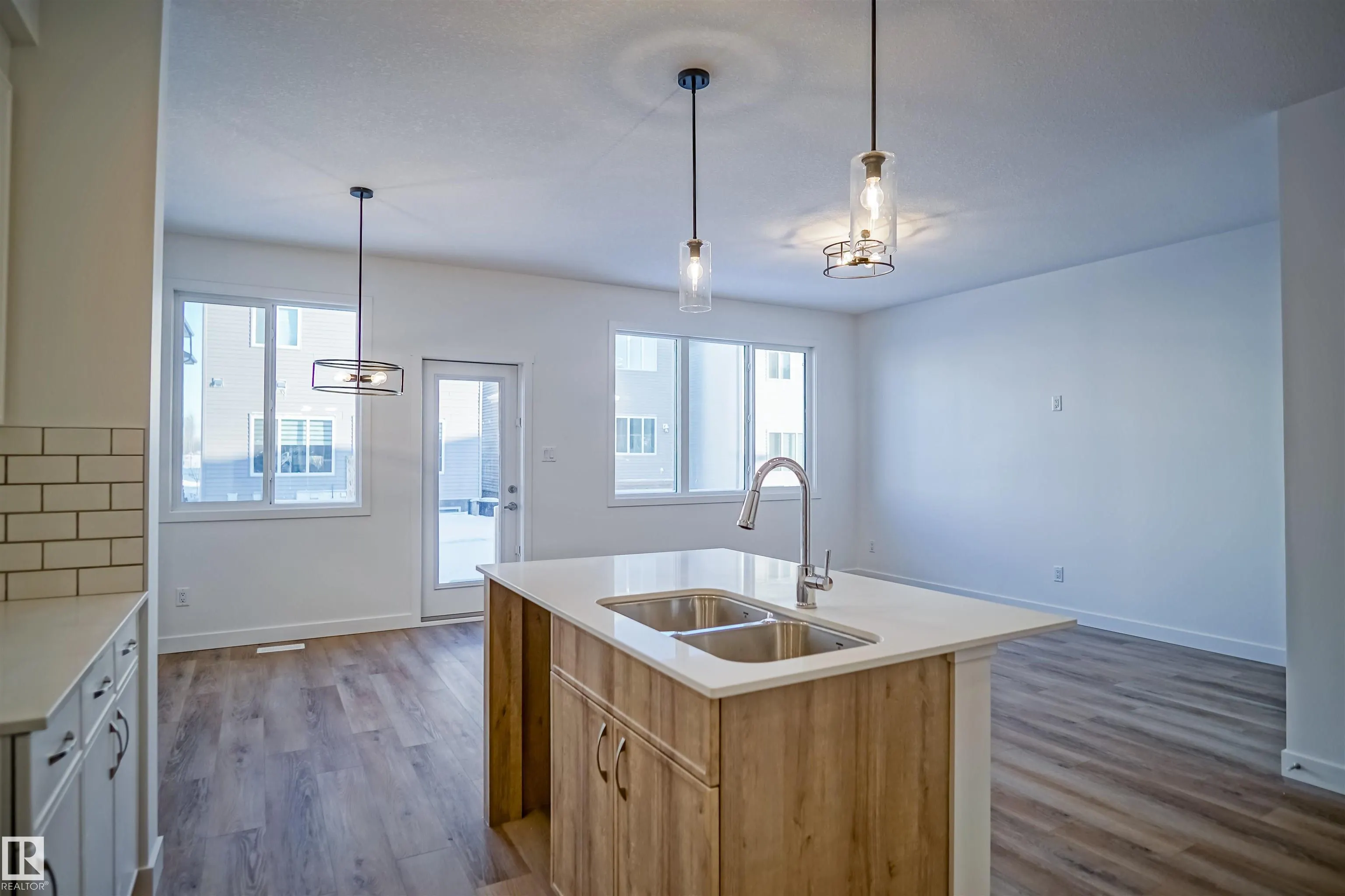 193 Caledon Crescent