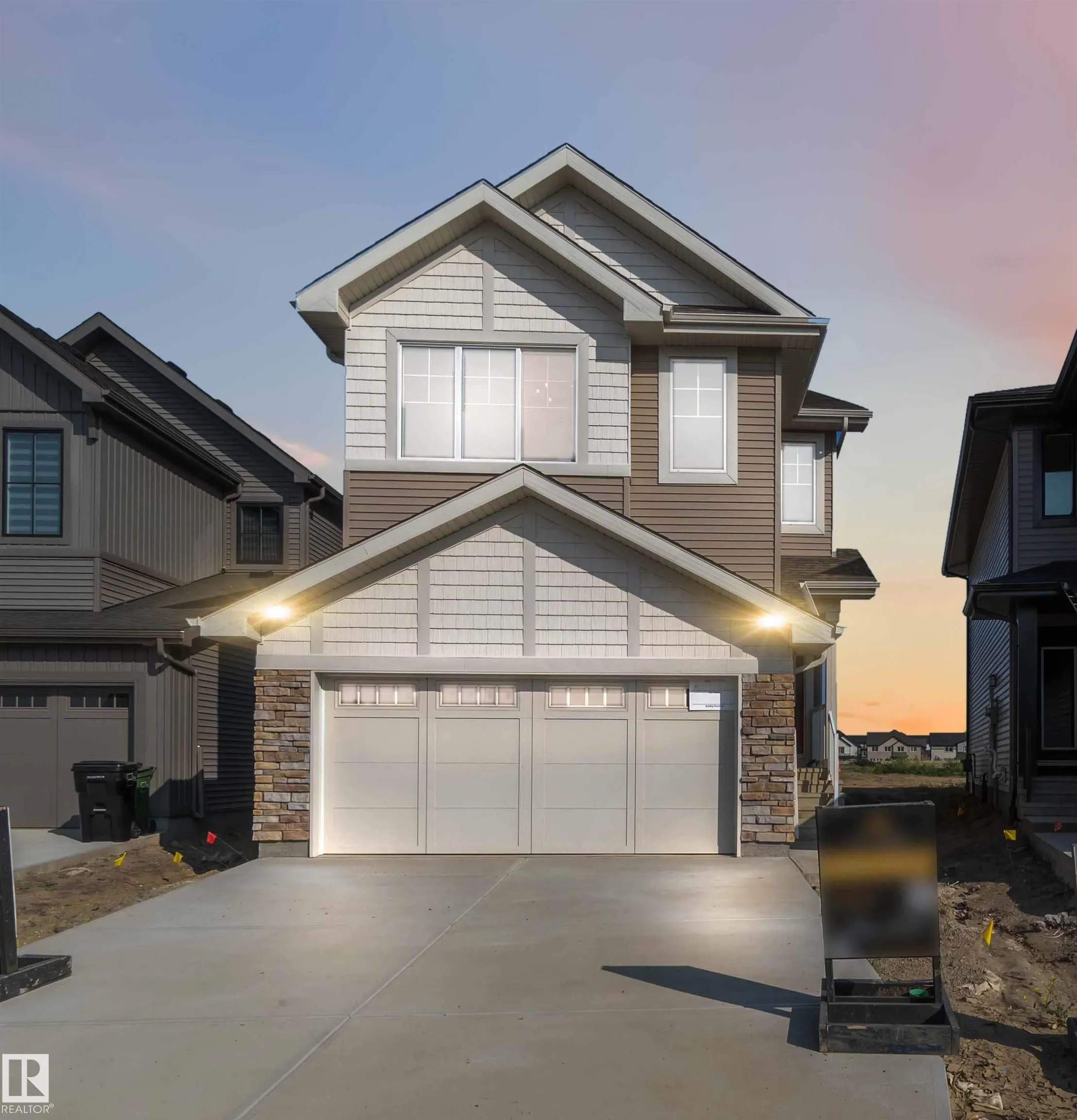 1107 Cristall Crescent