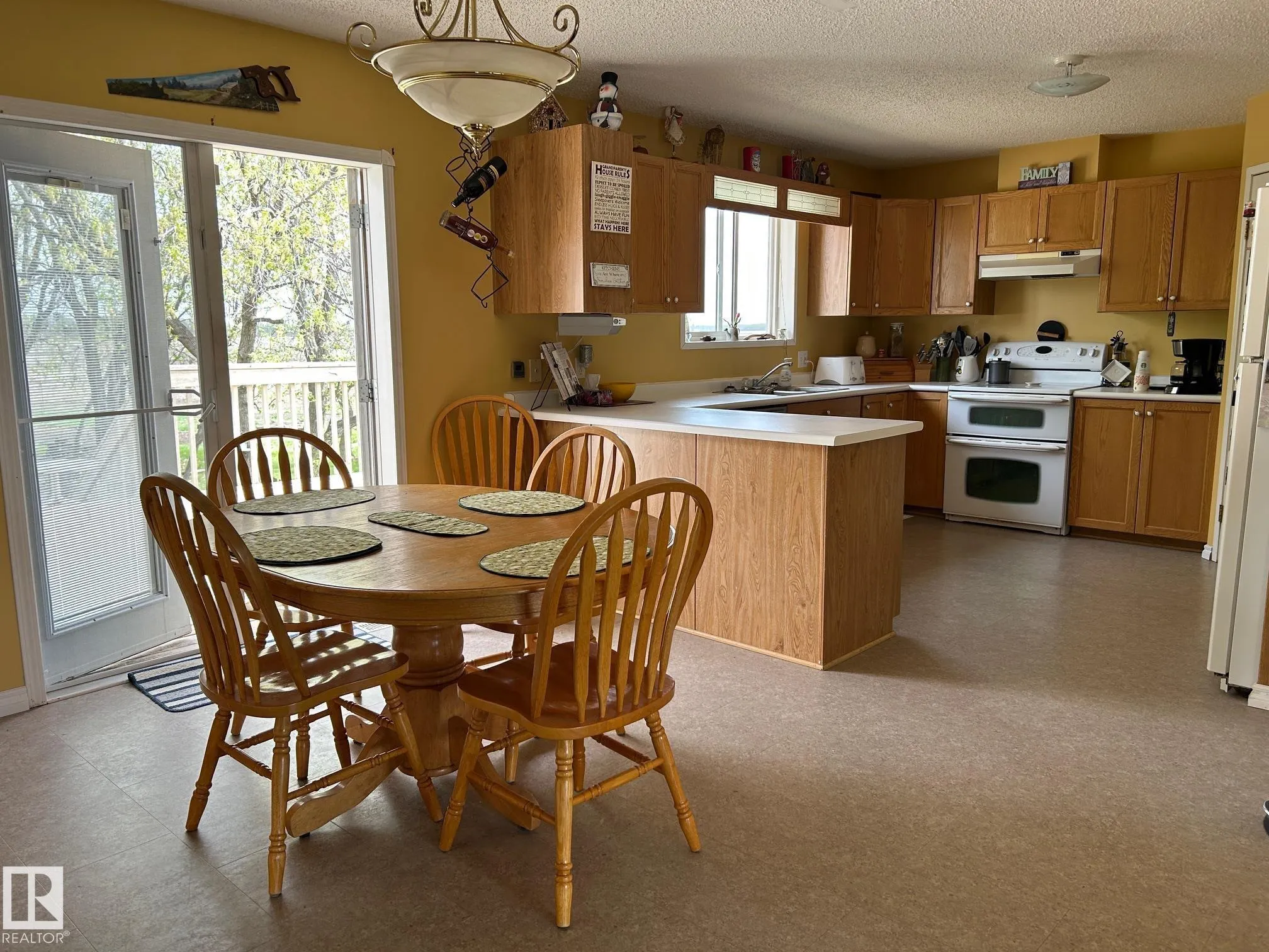61101 Rge Rd 261