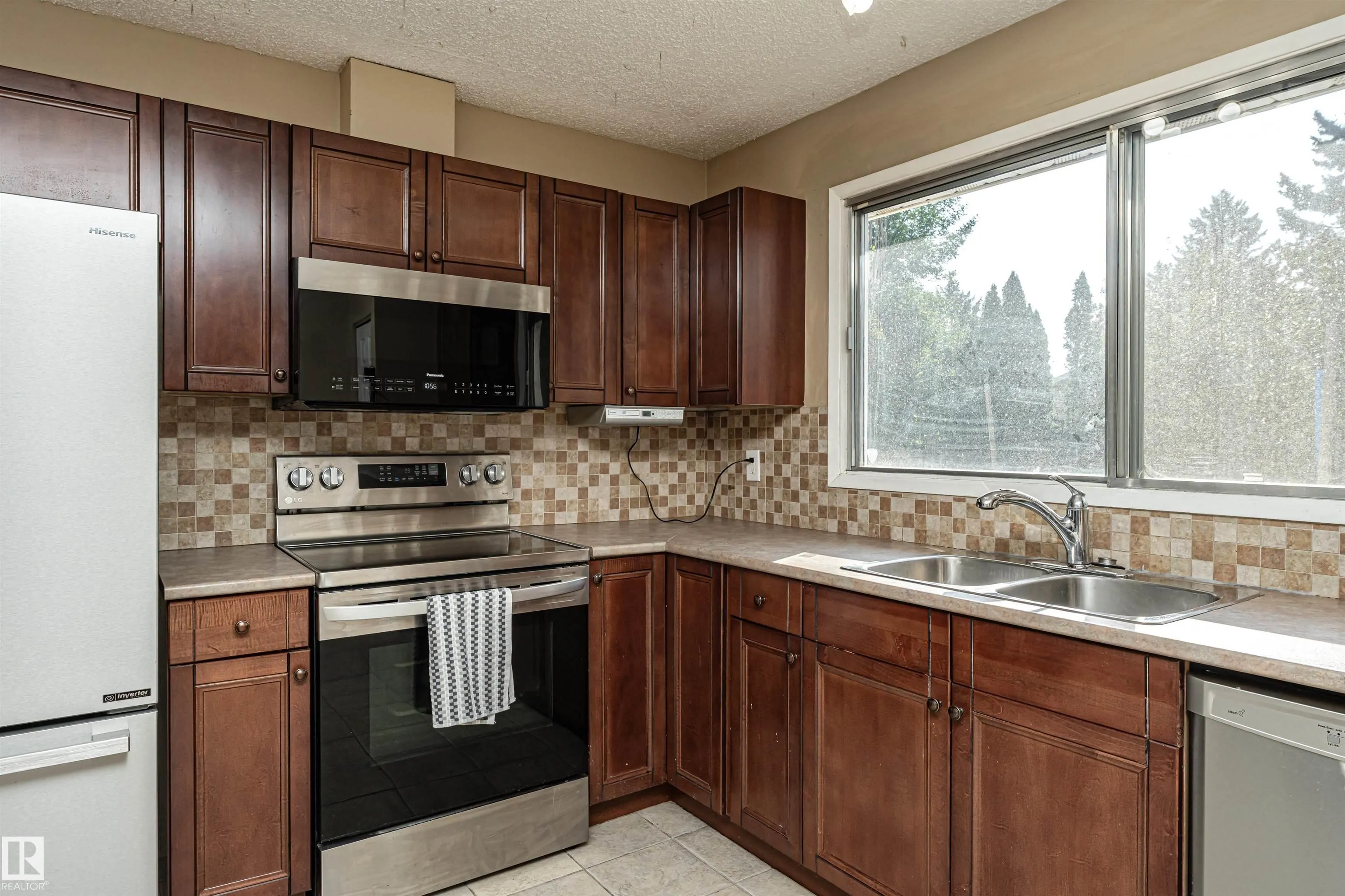 46 GRAHAM RD