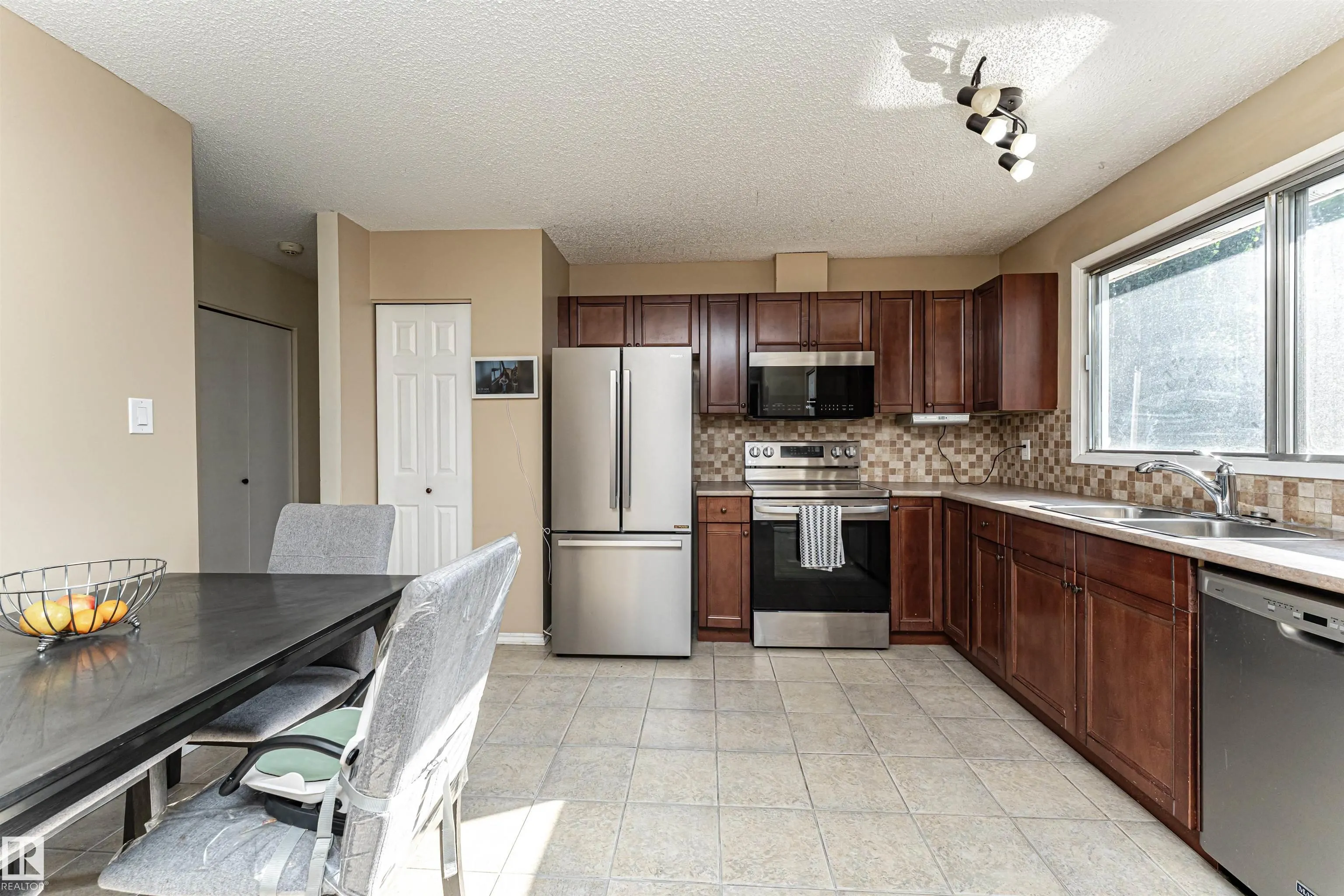 46 GRAHAM RD