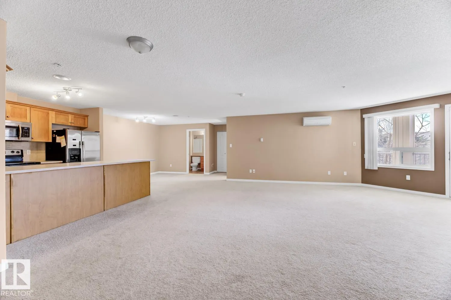 1520 HAMMOND Gate