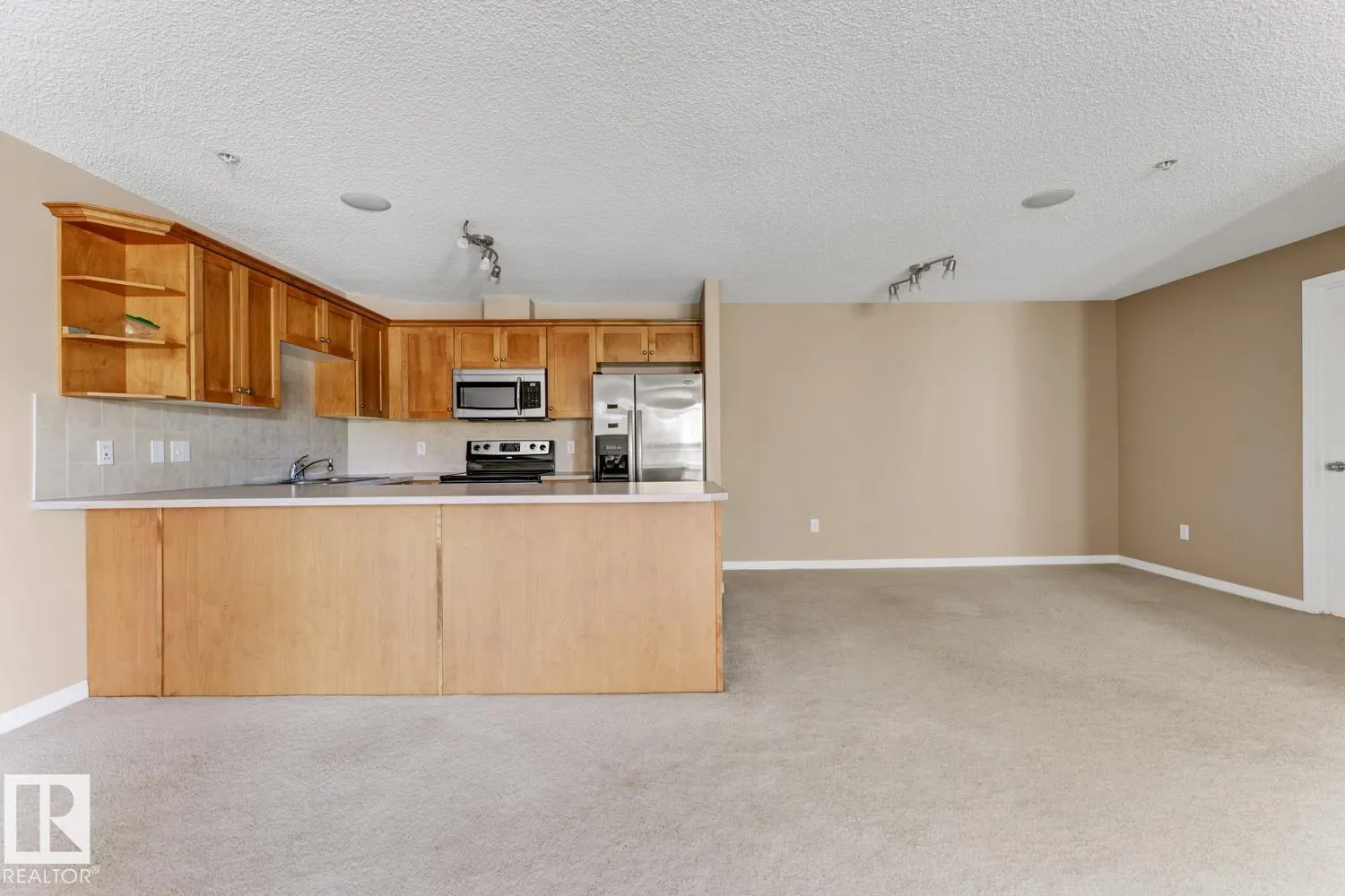 1520 HAMMOND Gate