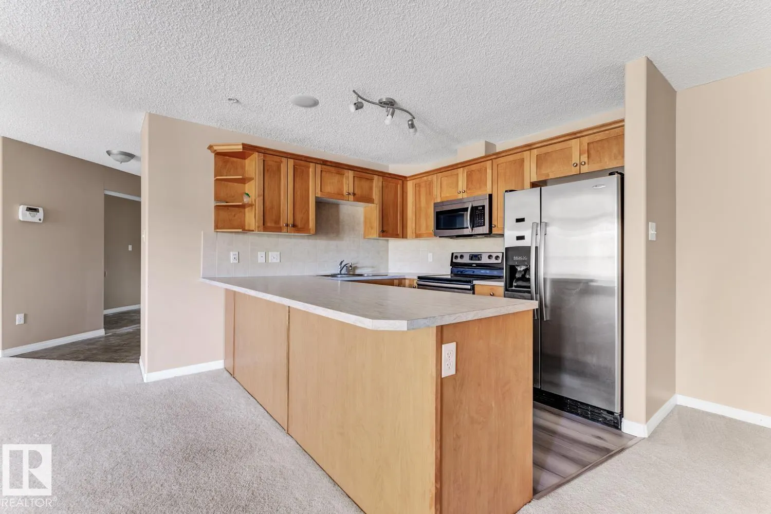 1520 HAMMOND Gate