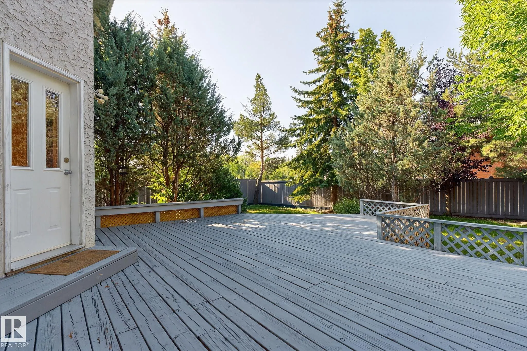 520 WOLF WILLOW Road