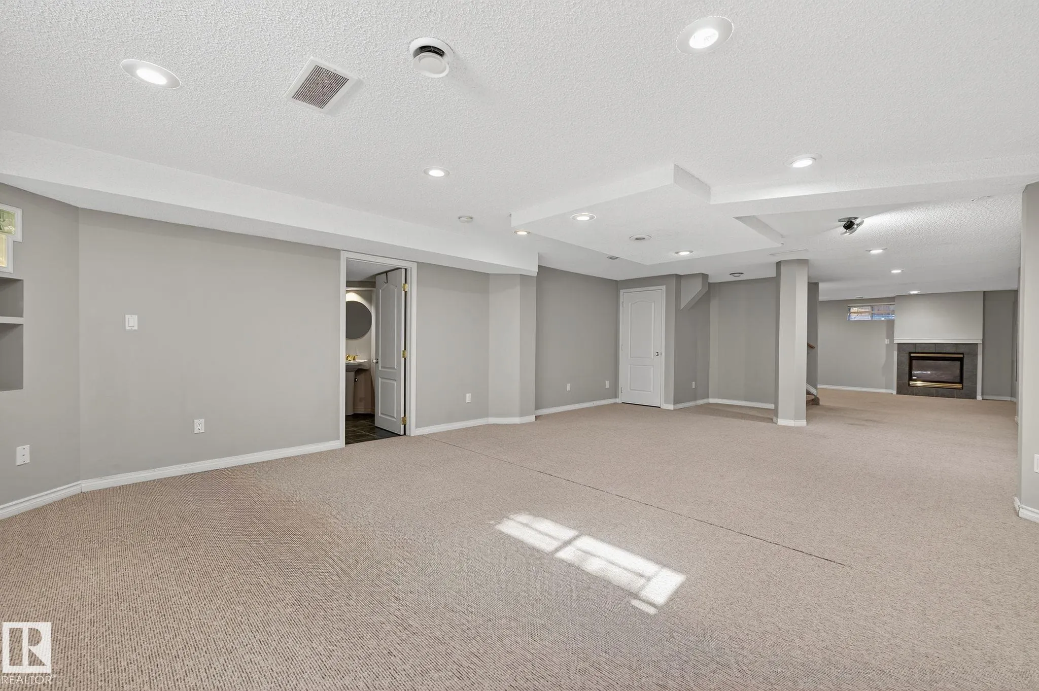 520 WOLF WILLOW Road