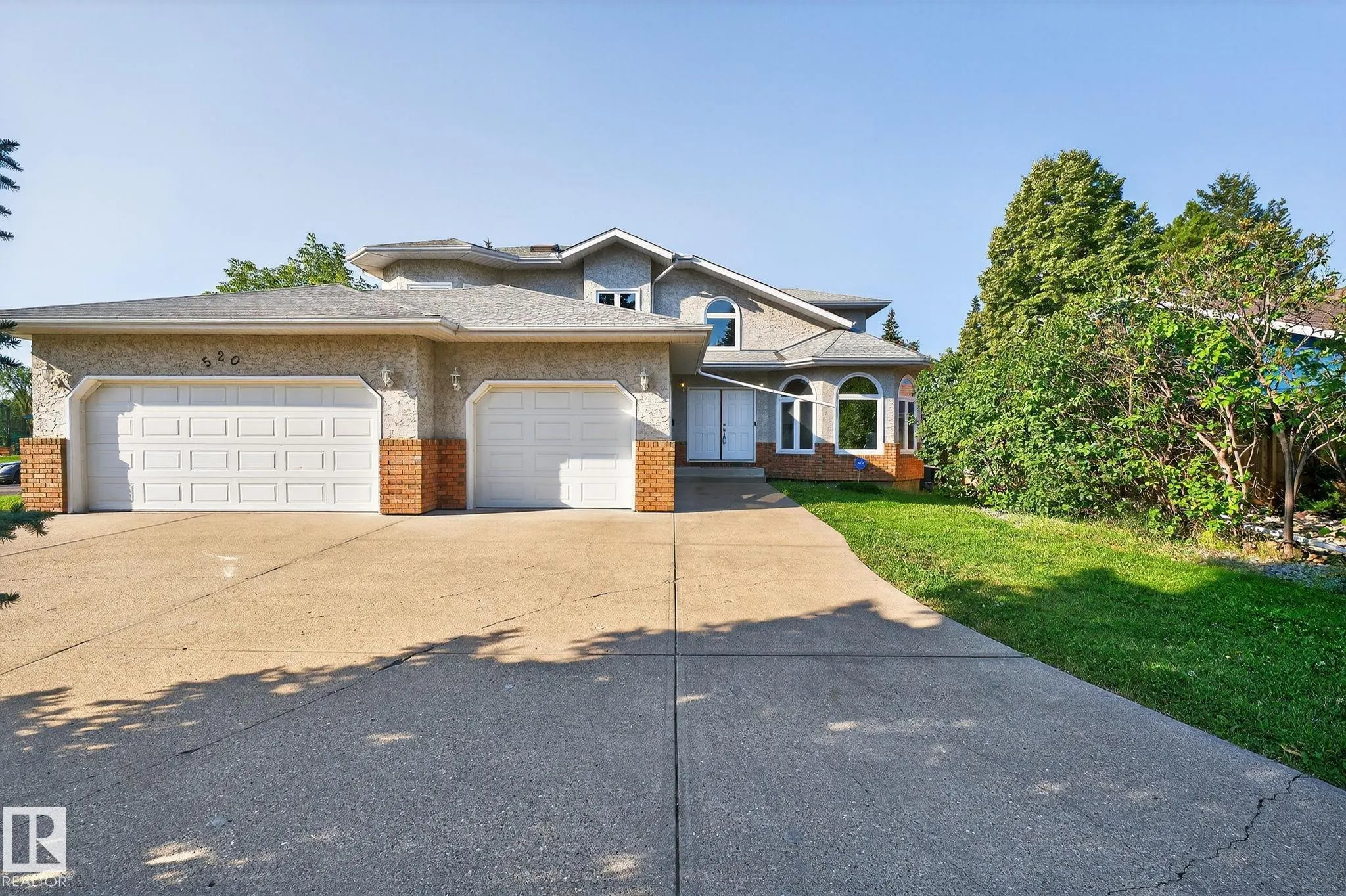 520 WOLF WILLOW Road