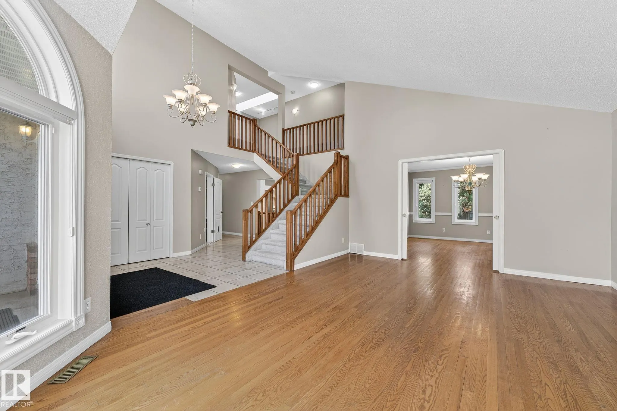 520 WOLF WILLOW Road