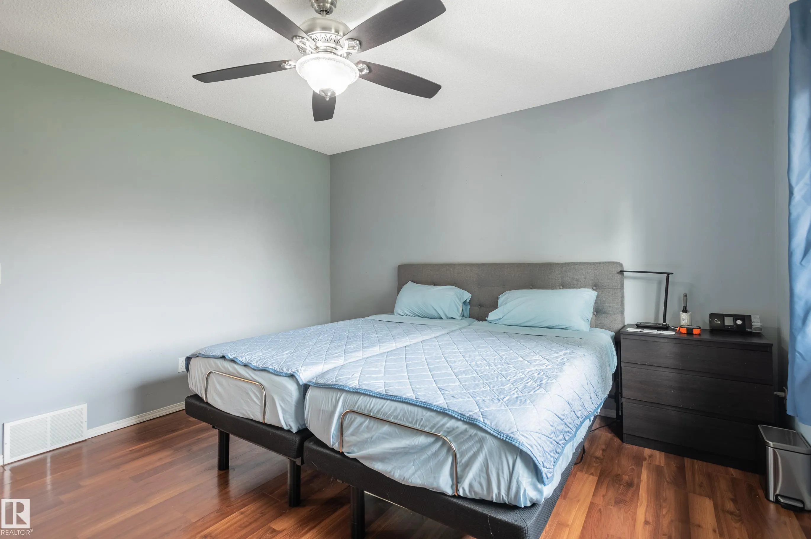 1331 Oakland Crescent