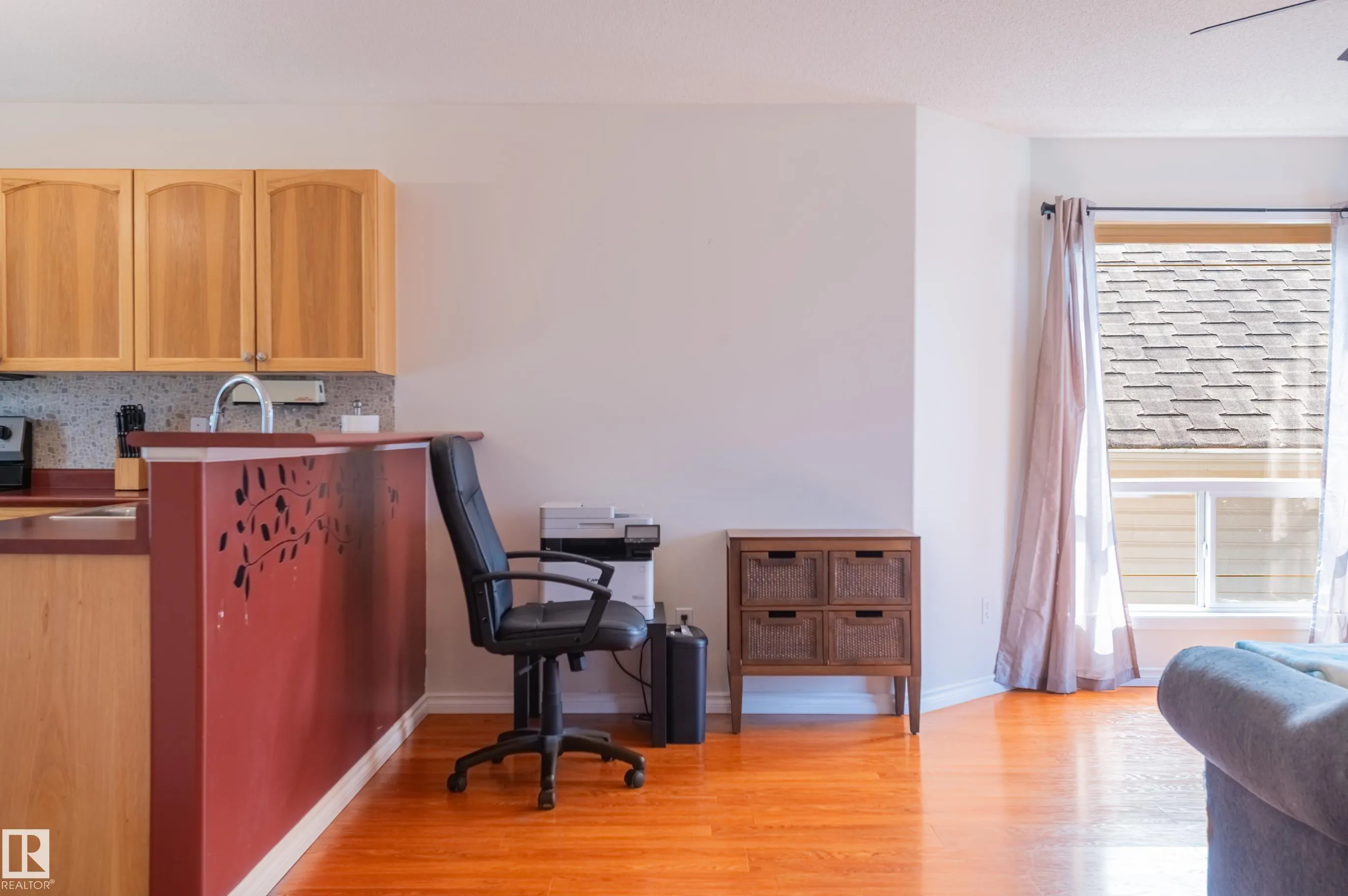 1331 Oakland Crescent