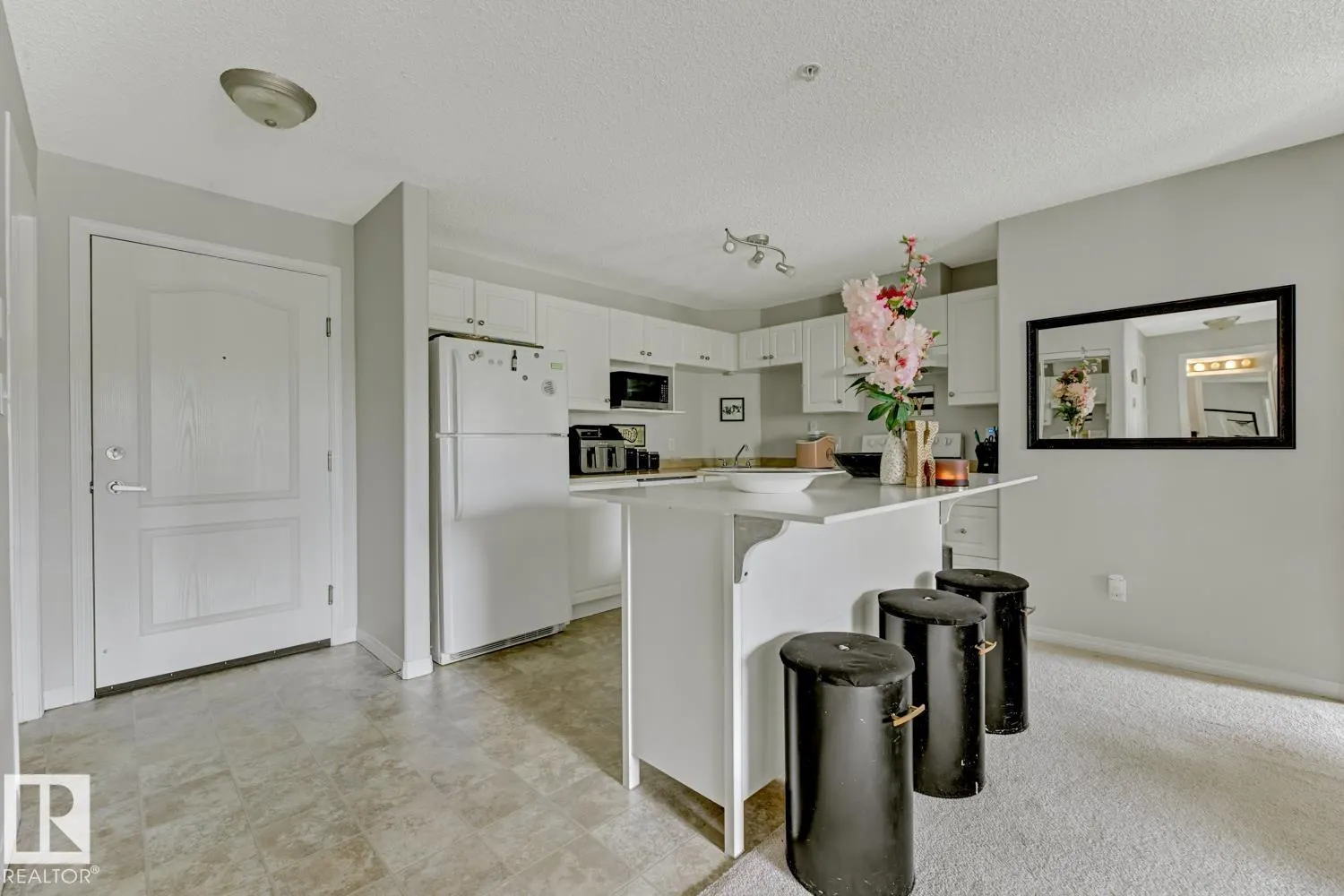 1520 HAMMOND Gate