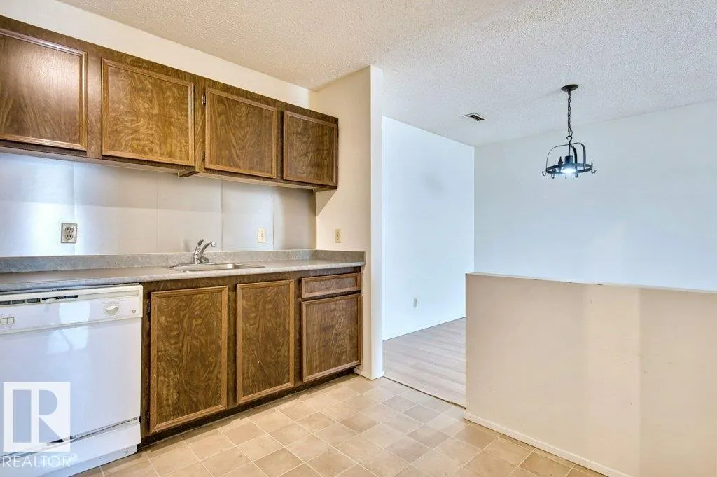 1503 MILL WOODS