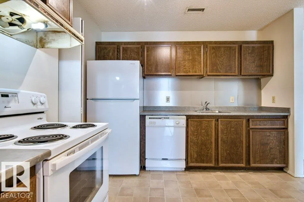 1503 MILL WOODS