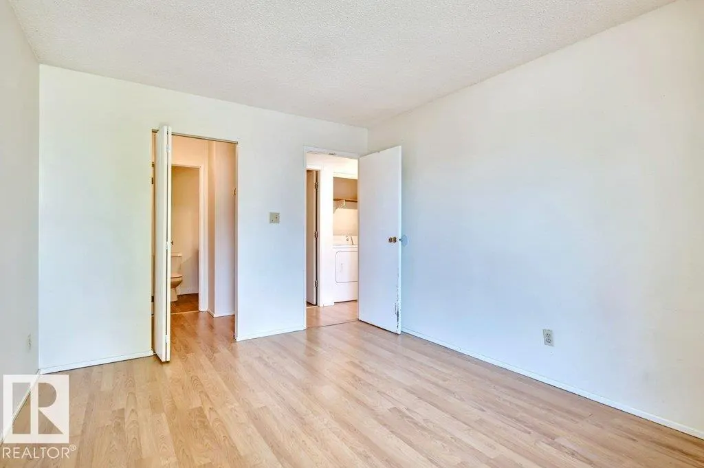 1503 MILL WOODS