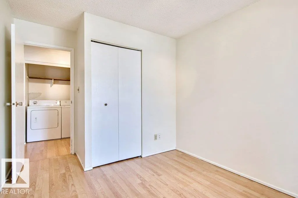 1503 MILL WOODS