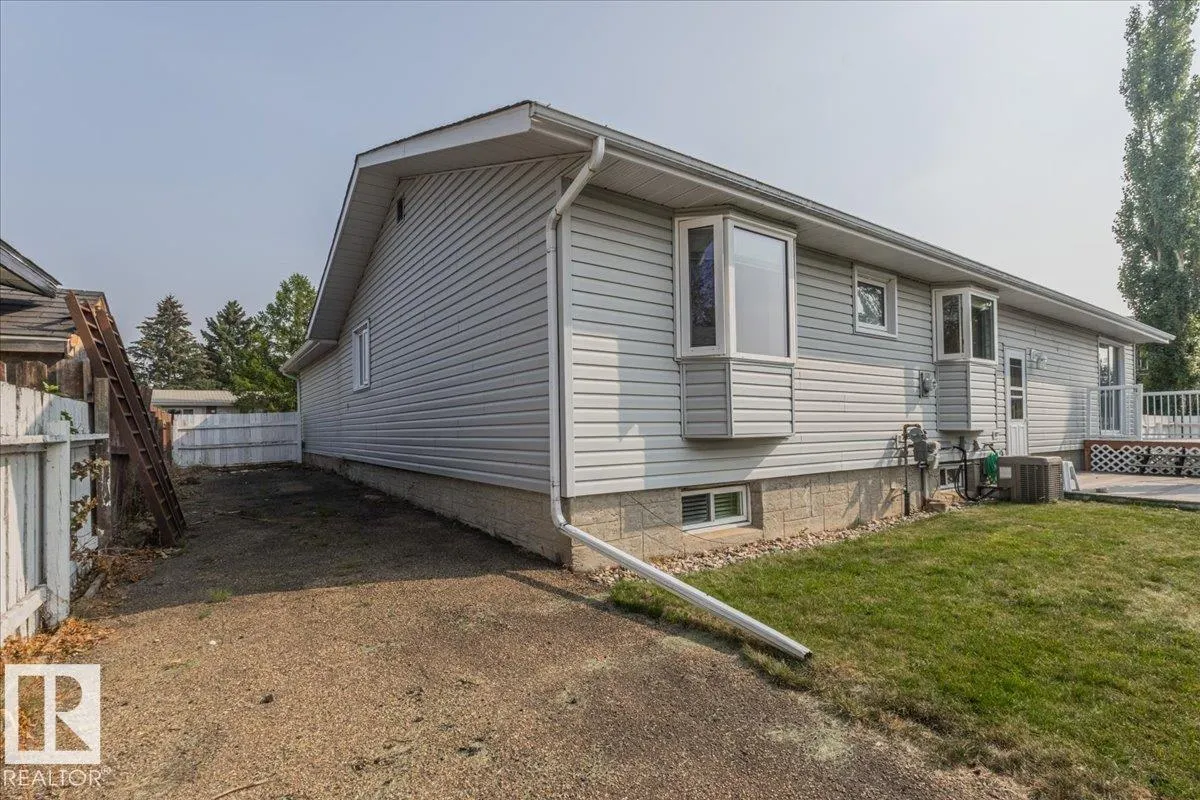 102 Maple Crescent
