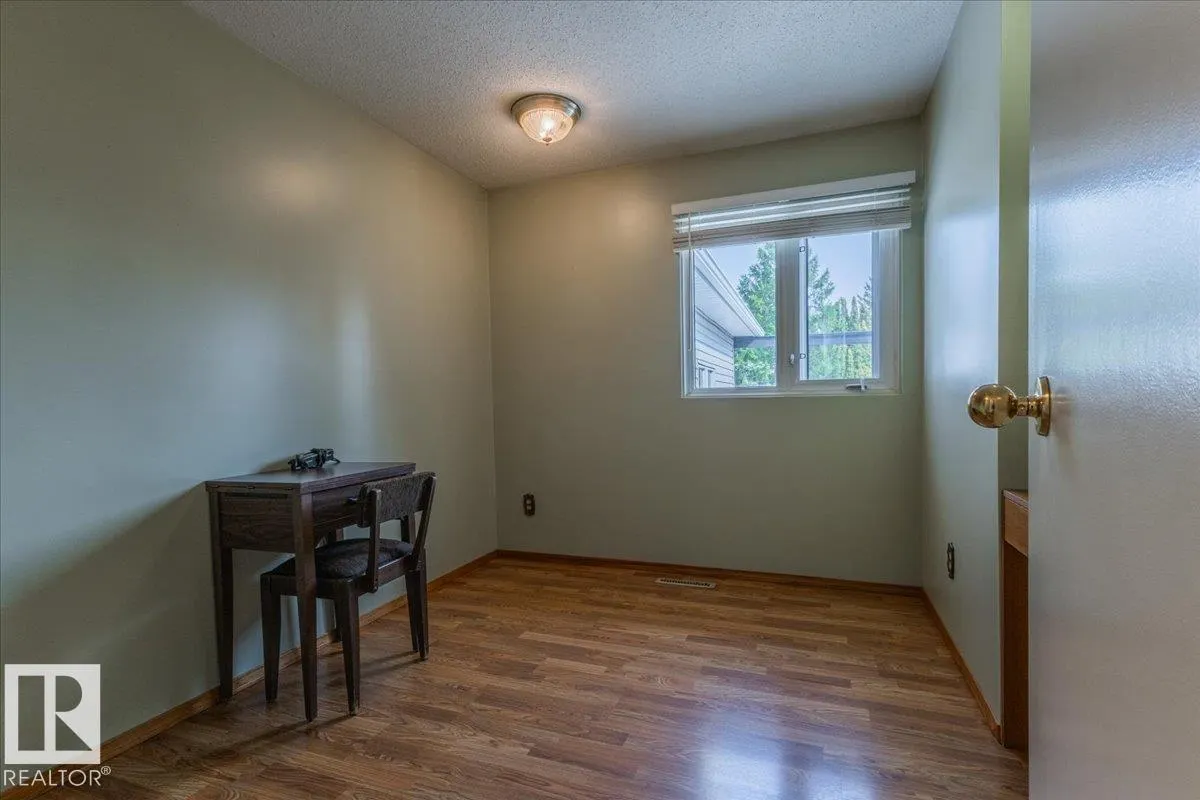 102 Maple Crescent