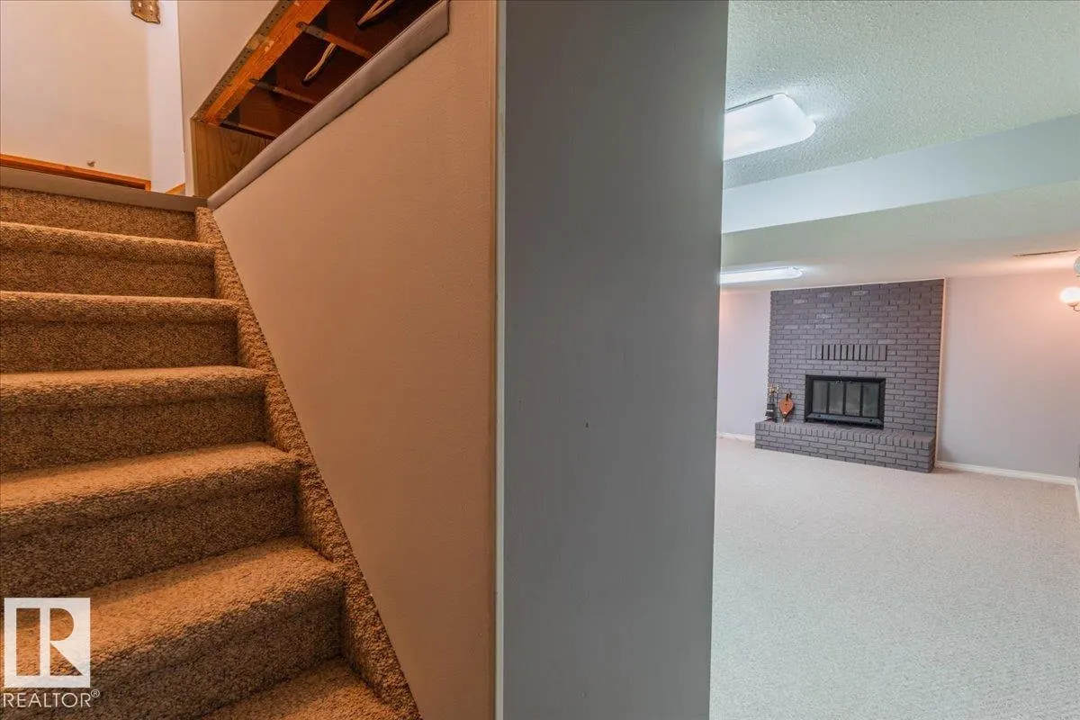 102 Maple Crescent