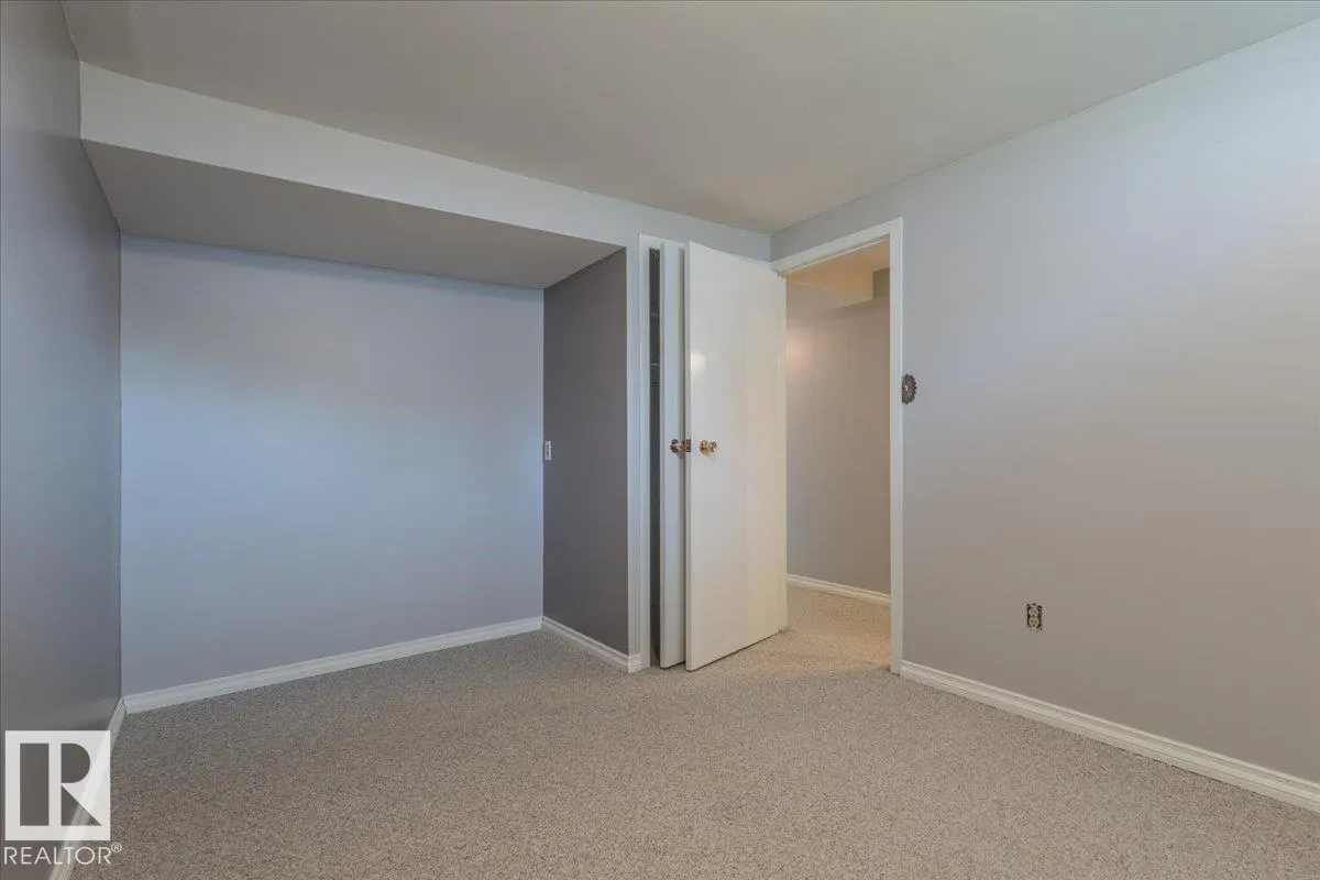 102 Maple Crescent