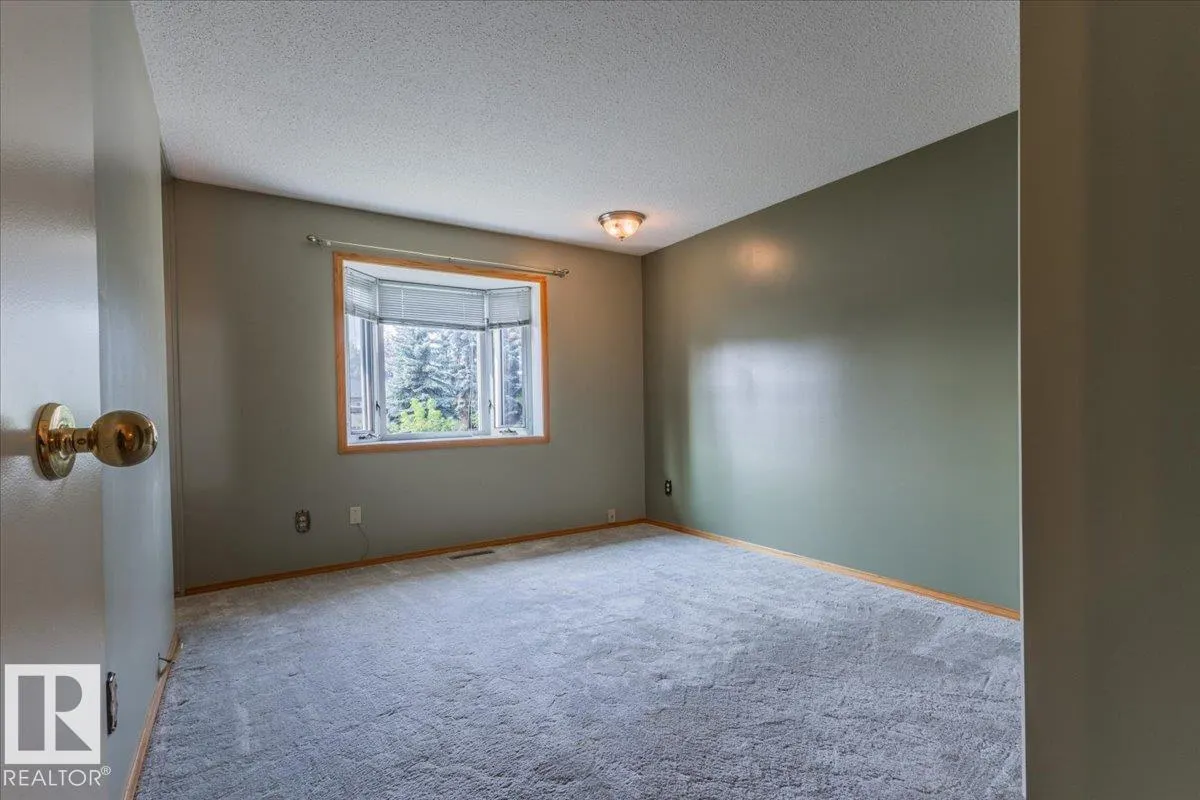 102 Maple Crescent
