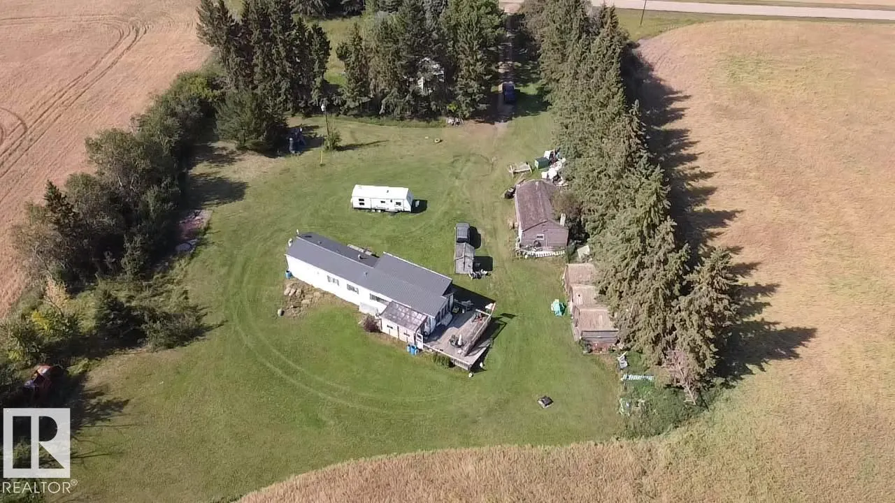 573043 163 Range Road