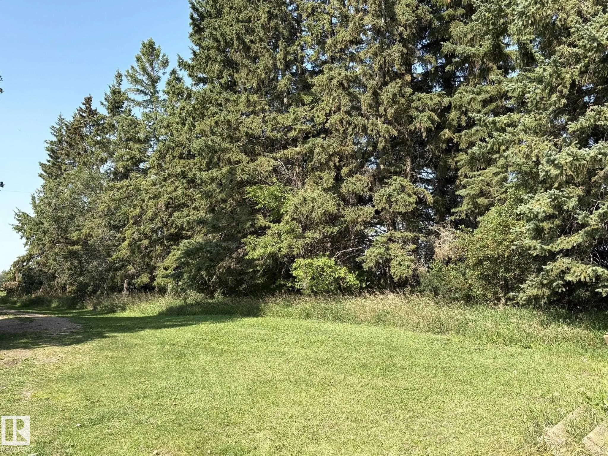 573043 163 Range Road