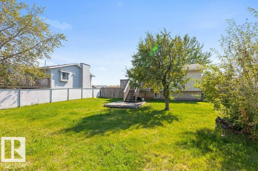 406 GRANDIN Drive