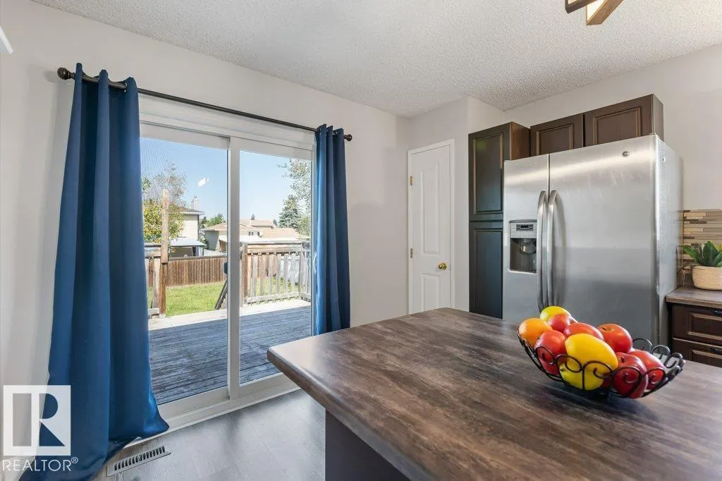 406 GRANDIN Drive