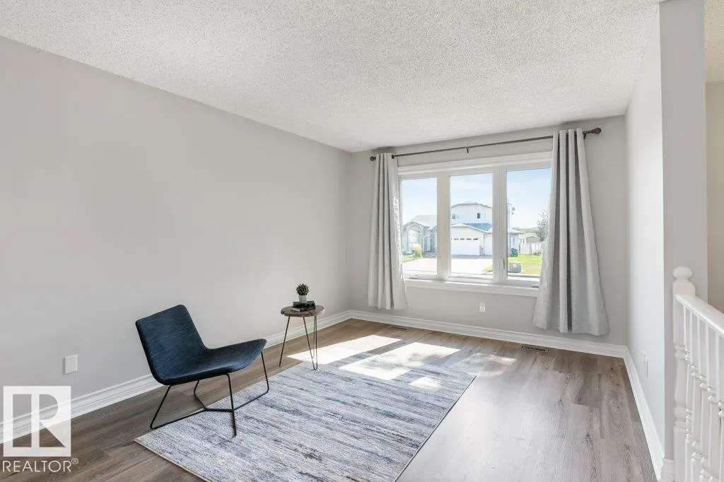 406 GRANDIN Drive