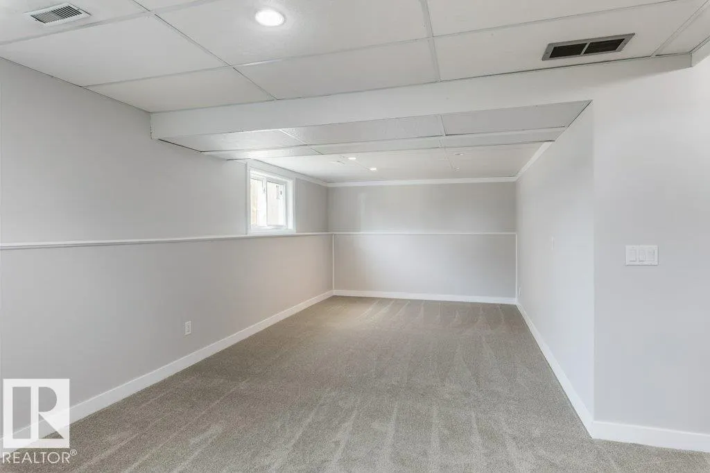 406 GRANDIN Drive