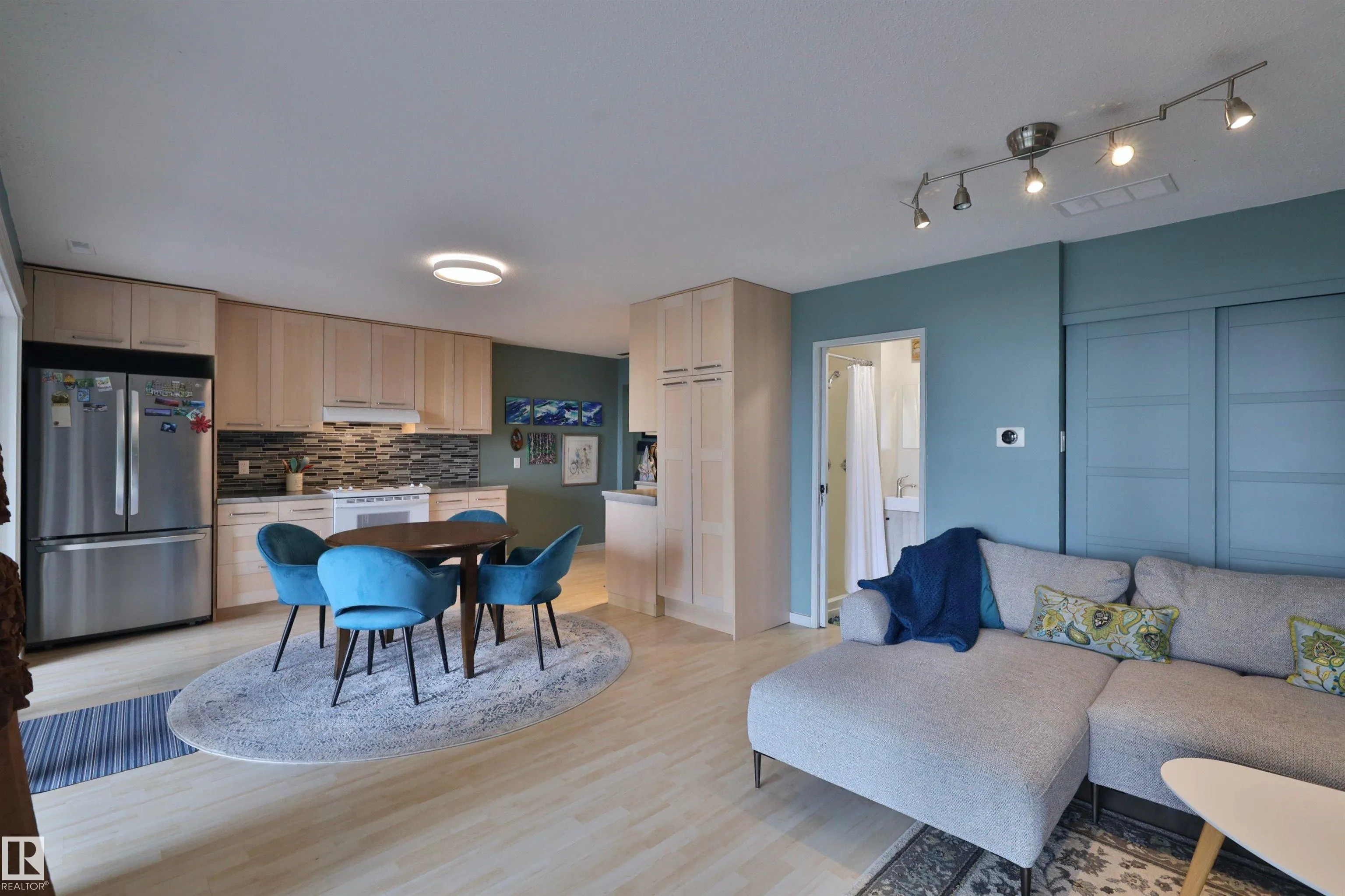 190 Gilwood Beach
