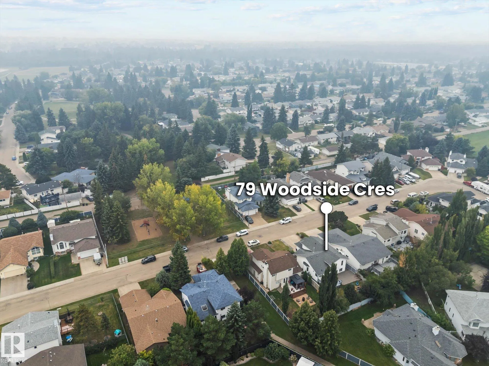 79 WOODSIDE Crescent
