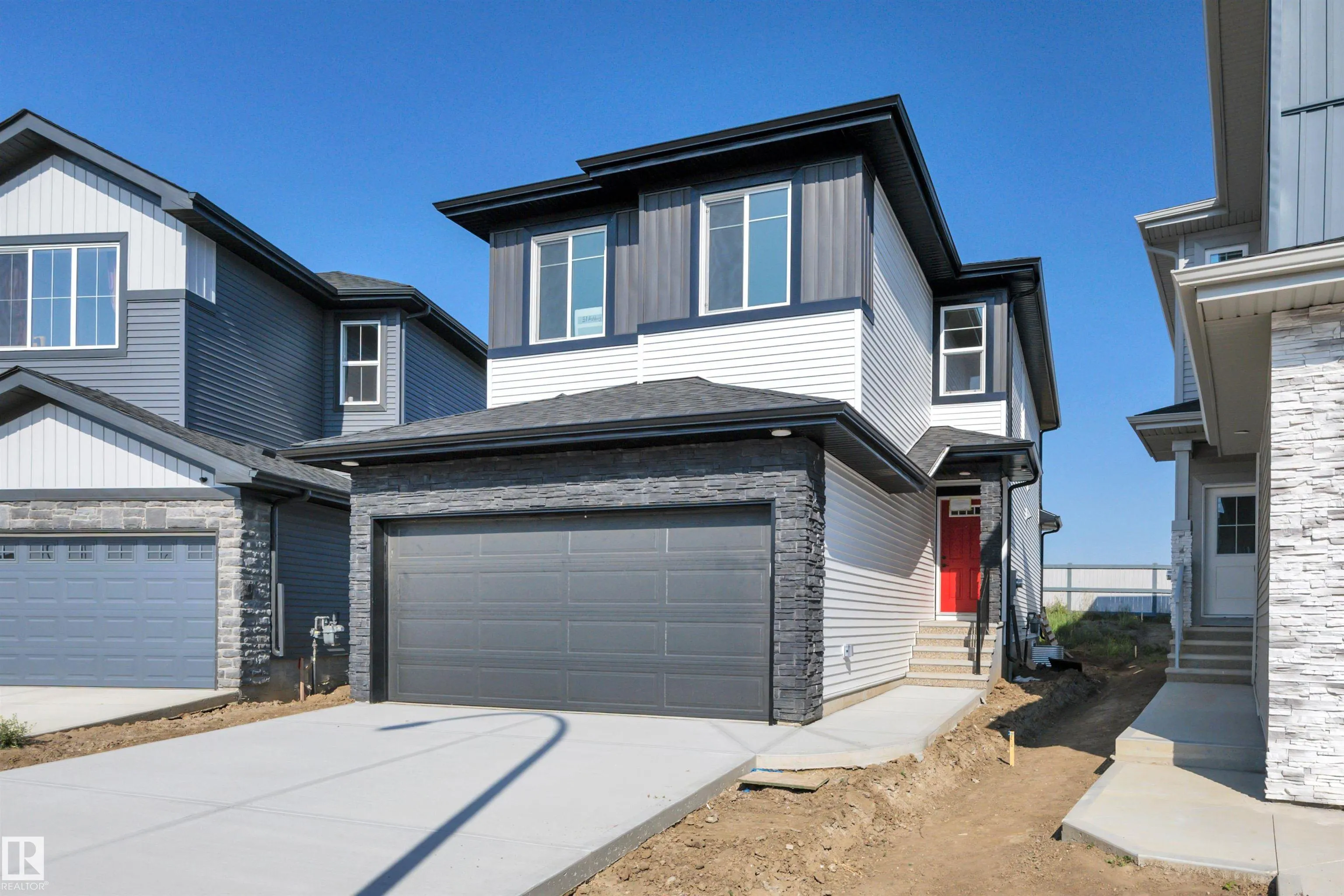 51 ASHBURY Crescent