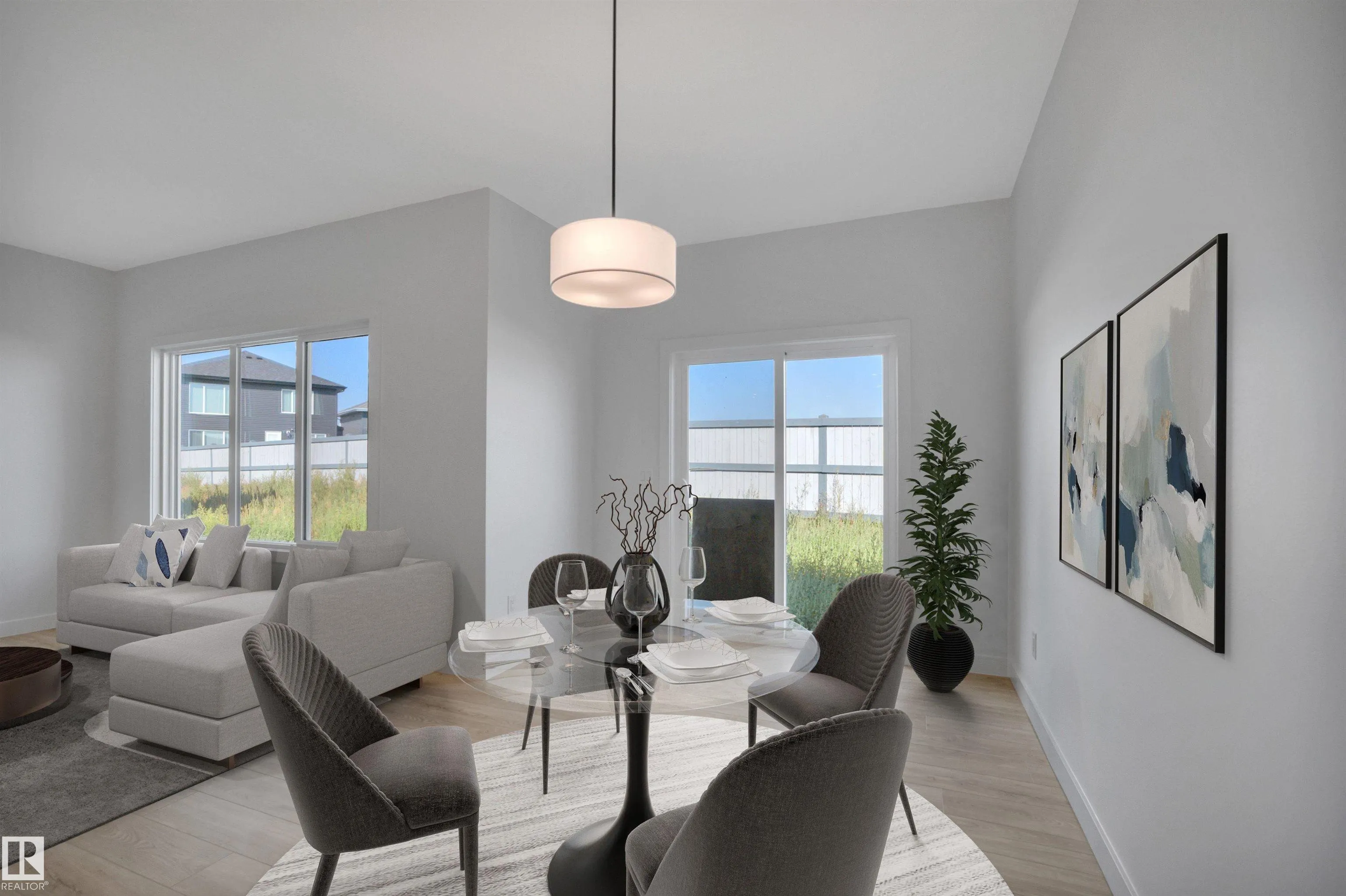 51 ASHBURY Crescent