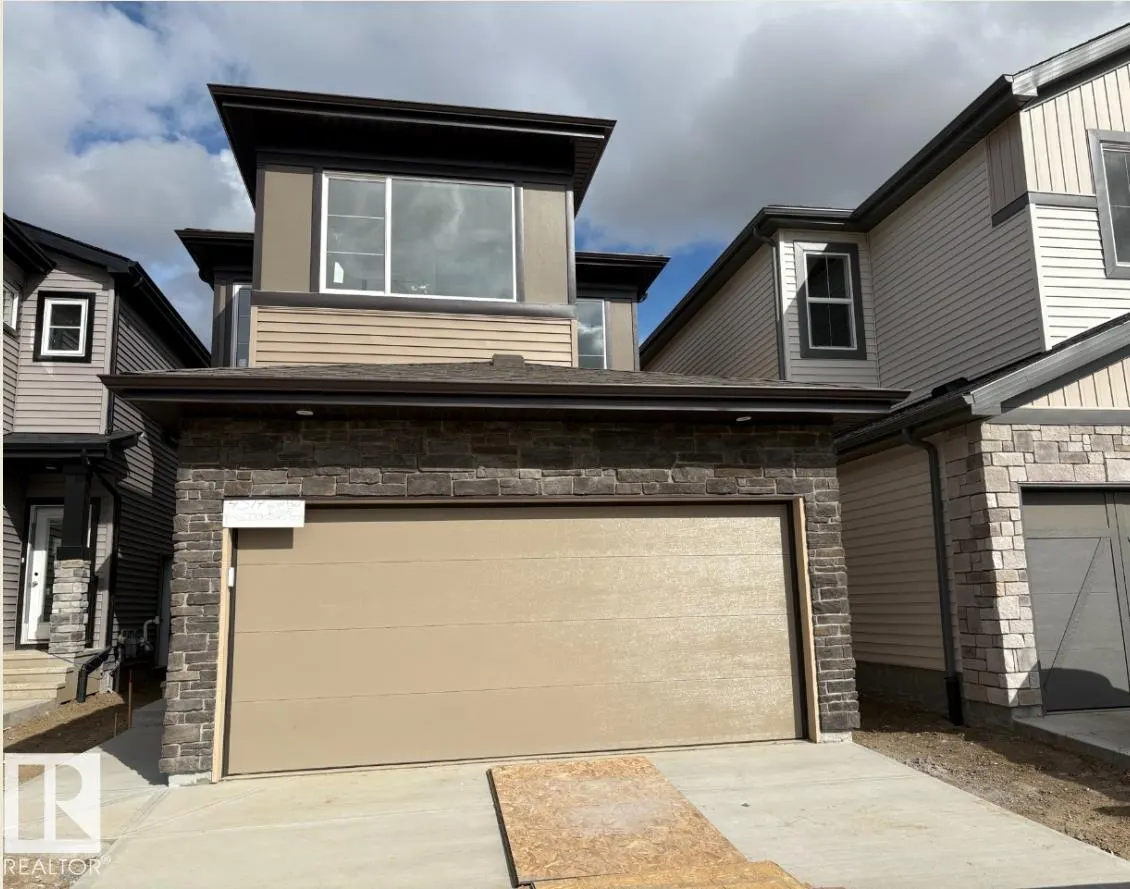 4517 Warbler Loop
