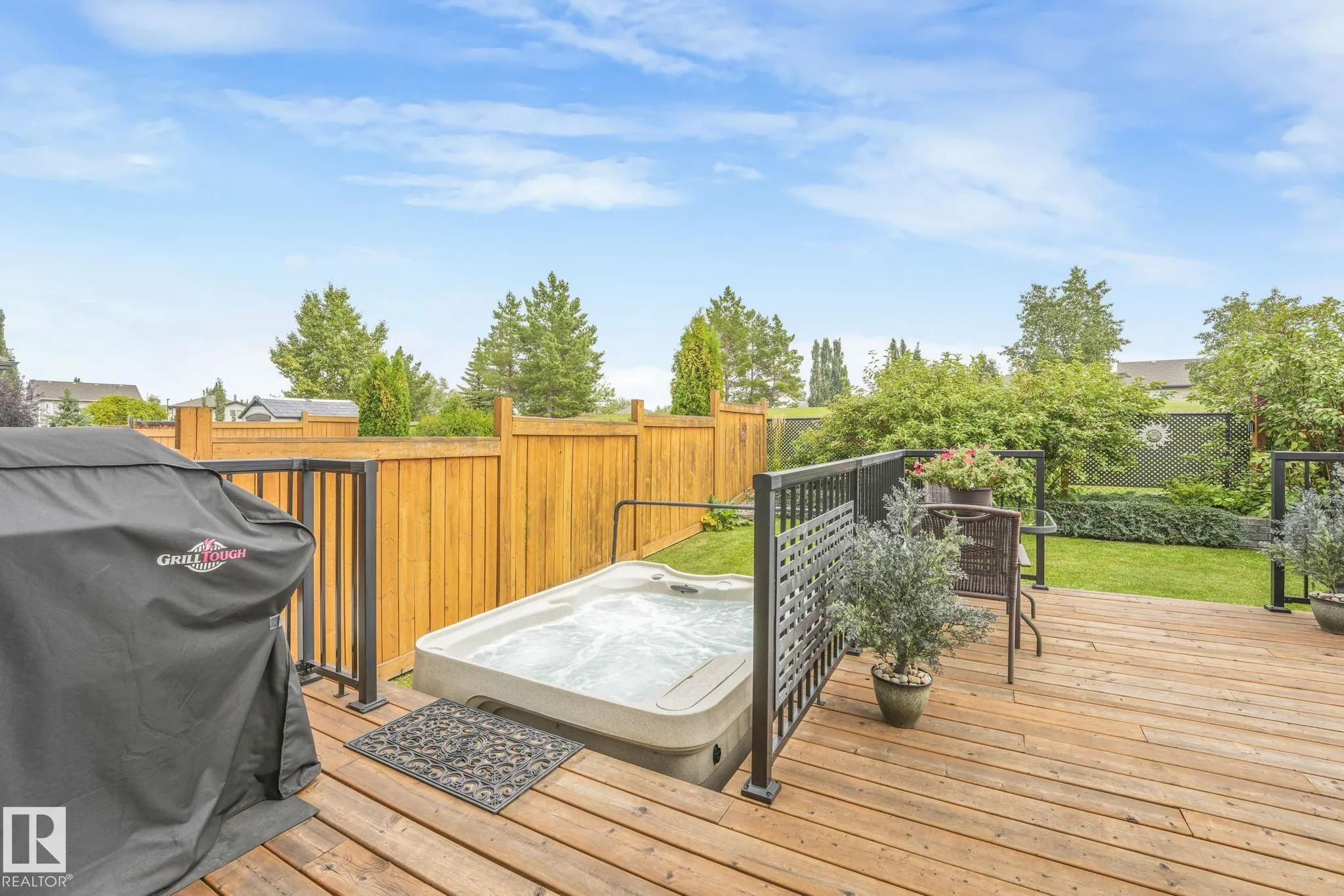 1228 WESTERRA Crescent