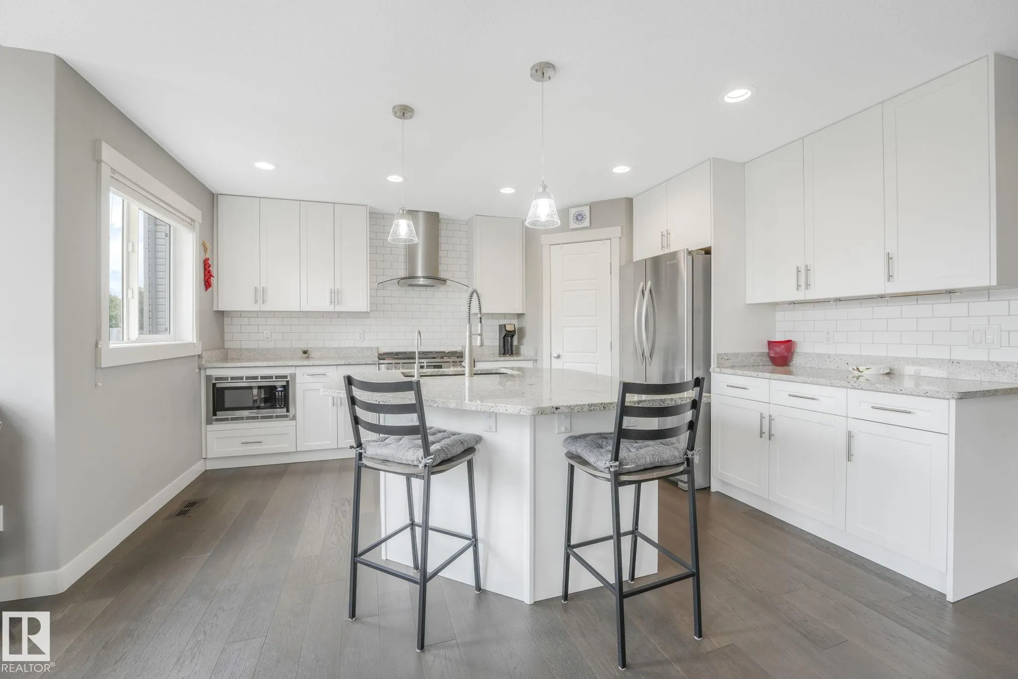1228 WESTERRA Crescent