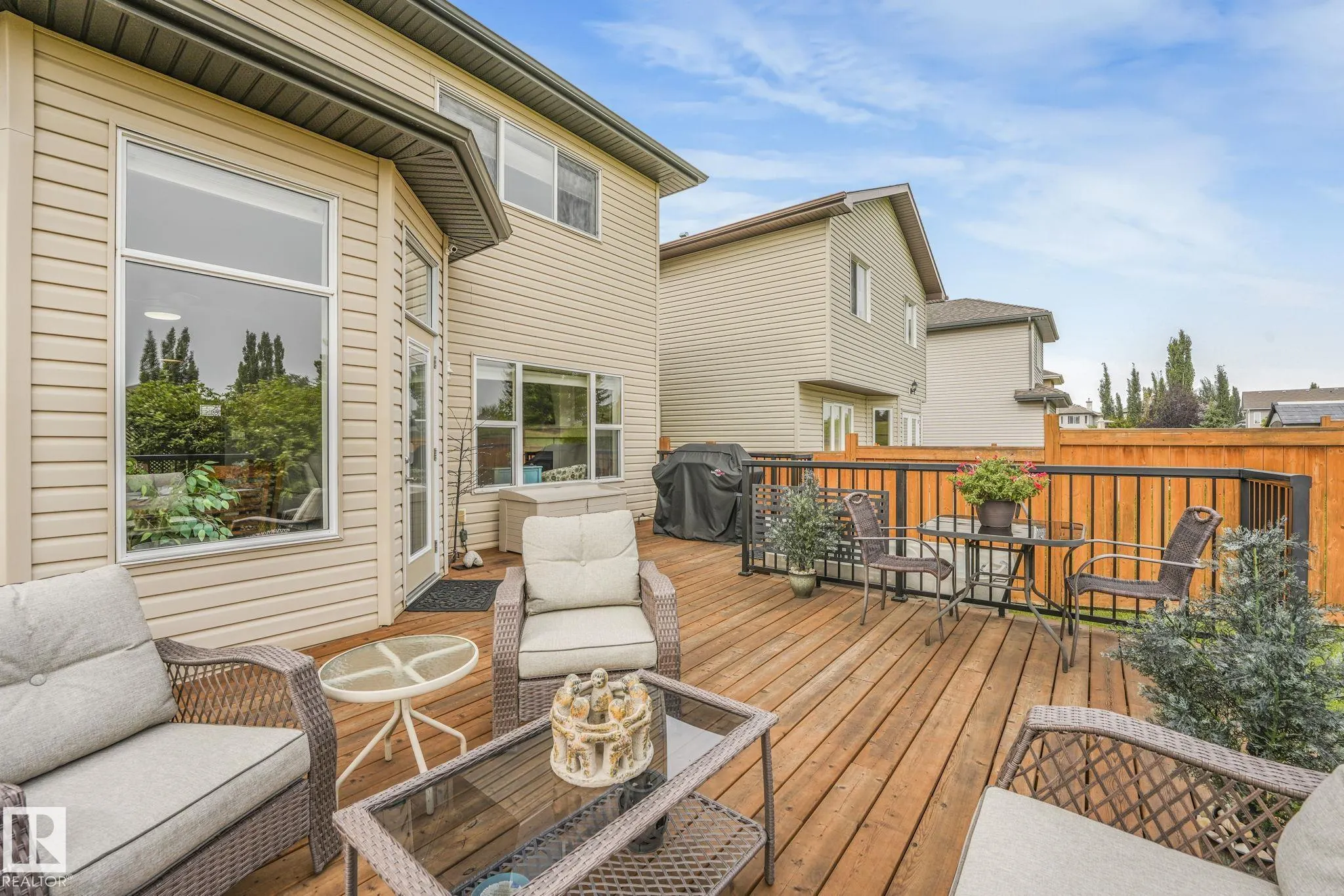 1228 WESTERRA Crescent